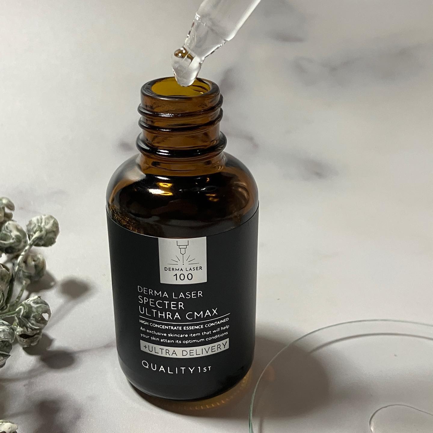 asari＊老化に抵抗しつづける40代のクチコミ「「ダーマレーザー」と言えば、シートマスクがバラエティショップなどで売り切れ続出の大人気の商品で.....」（3枚目）