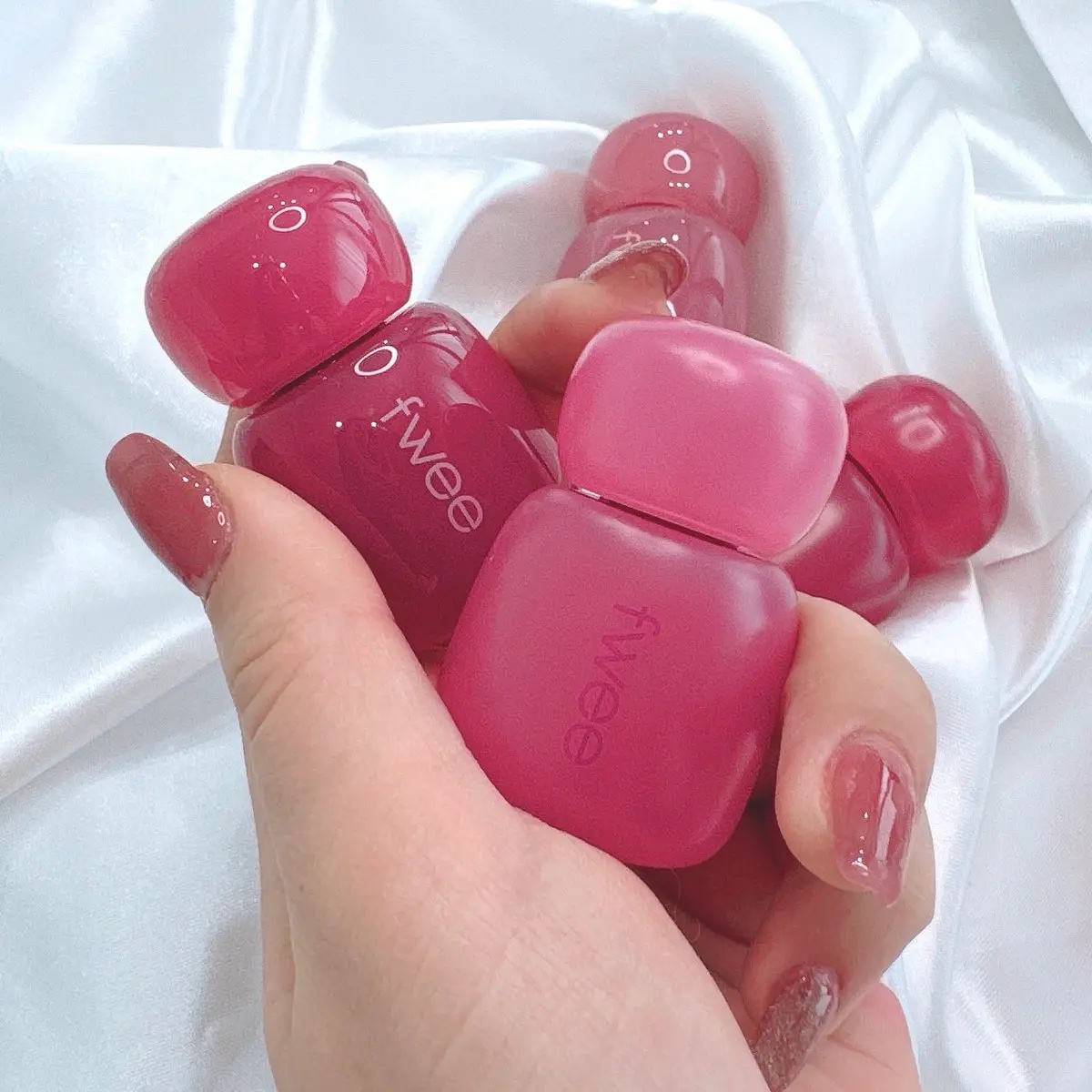 フィー リップアンドチーク グローイジェリーポット/fwee/リップグロスを使ったクチコミ（3枚目）