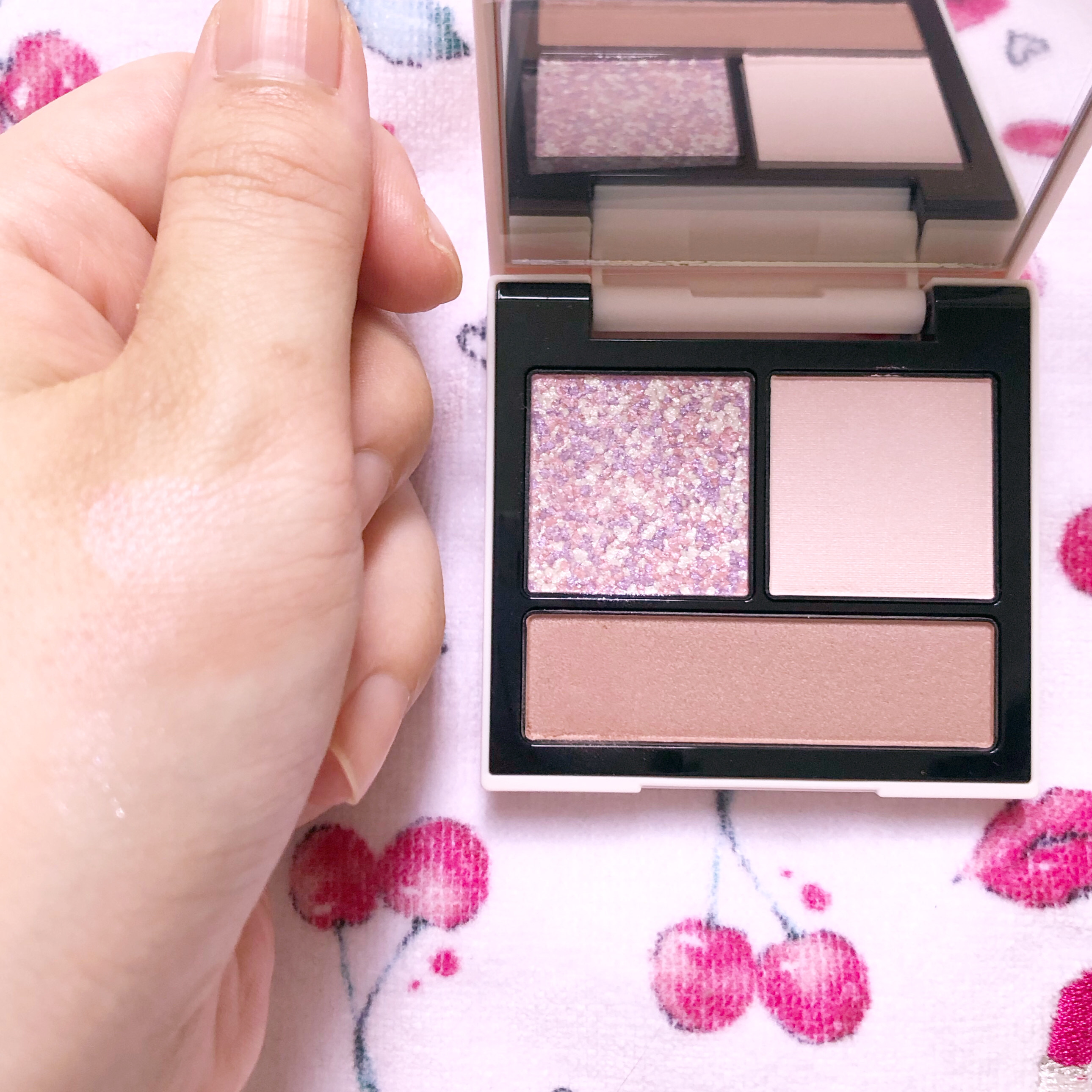 テイラード カラー アイズ EX01 Still Dreaming/SNIDEL BEAUTY/アイシャドウパレットを使ったクチコミ（2枚目）