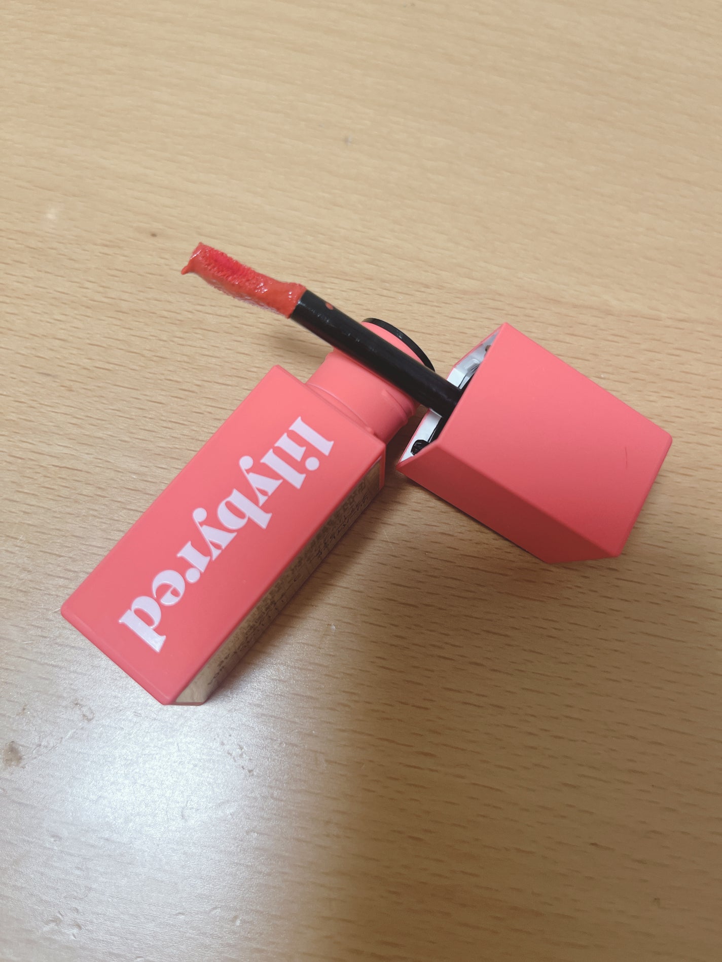 ブラッディライアー コーティングティント/lilybyred/リップティントを使ったクチコミ(2枚目)