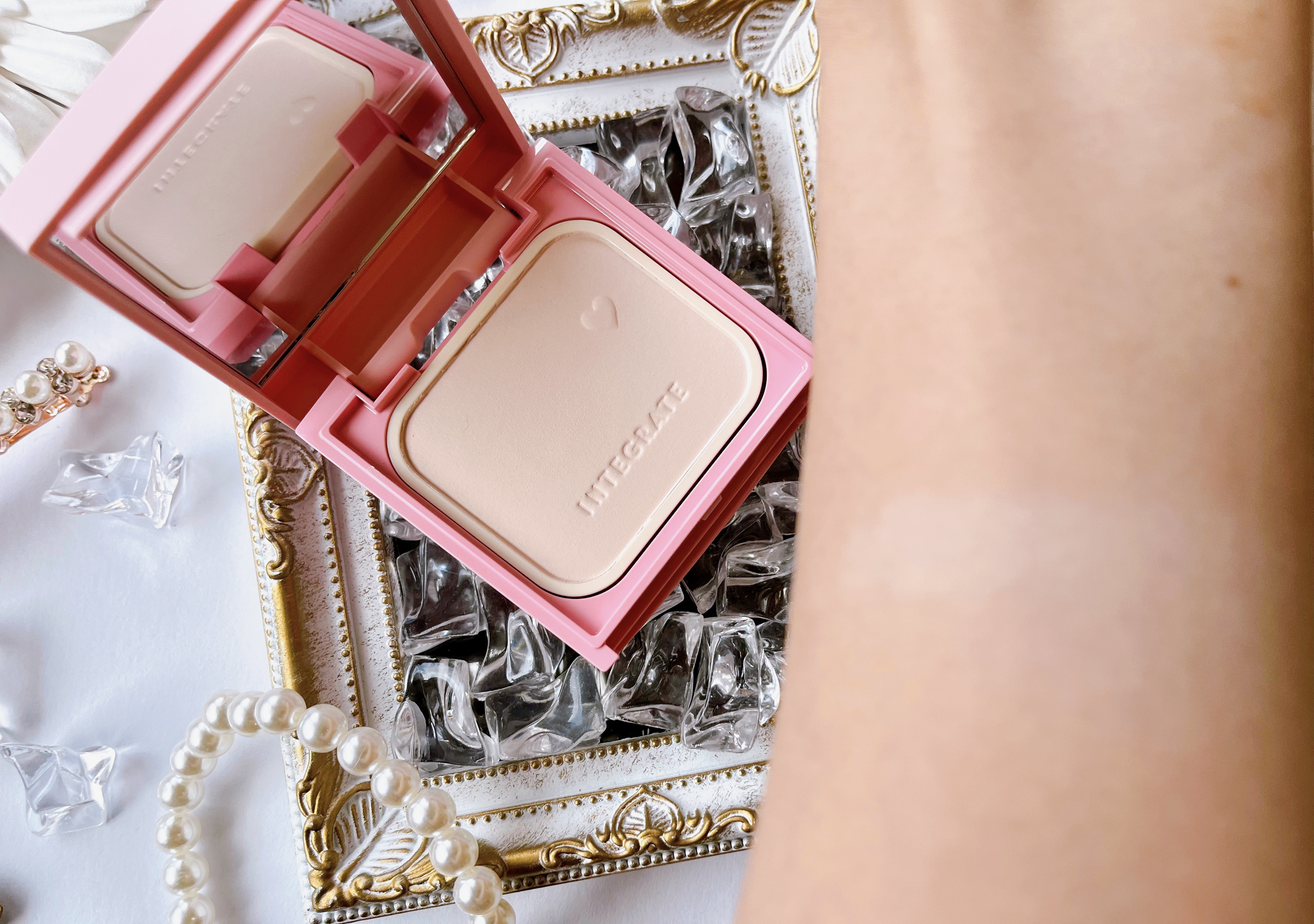 すっぴんメイカー トーンアップパウダーUV/インテグレート/プレストパウダーを使ったクチコミ（2枚目）