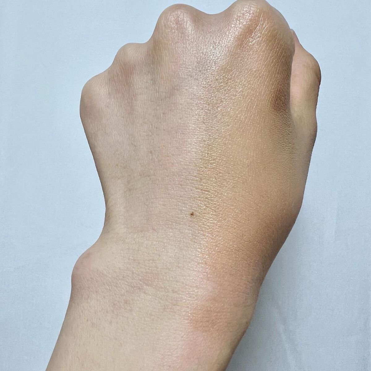 カインド&フリー モイストスキンティント/リンメル ロンドン/リキッドファンデーションを使ったクチコミ（3枚目）