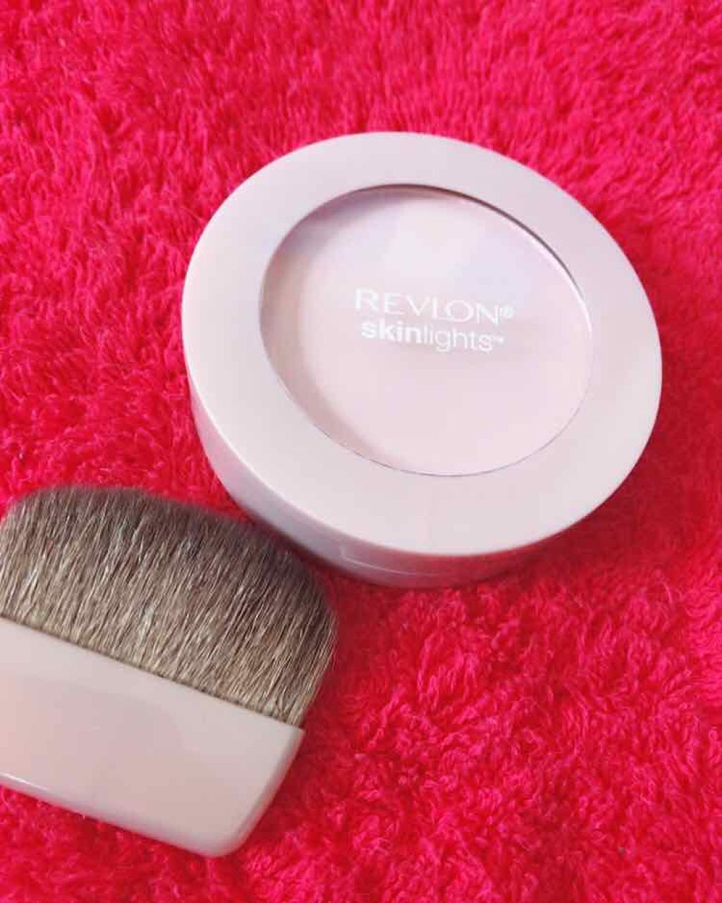 スキンライト プレスト パウダー/REVLON/プレストパウダーを使ったクチコミ(1枚目)