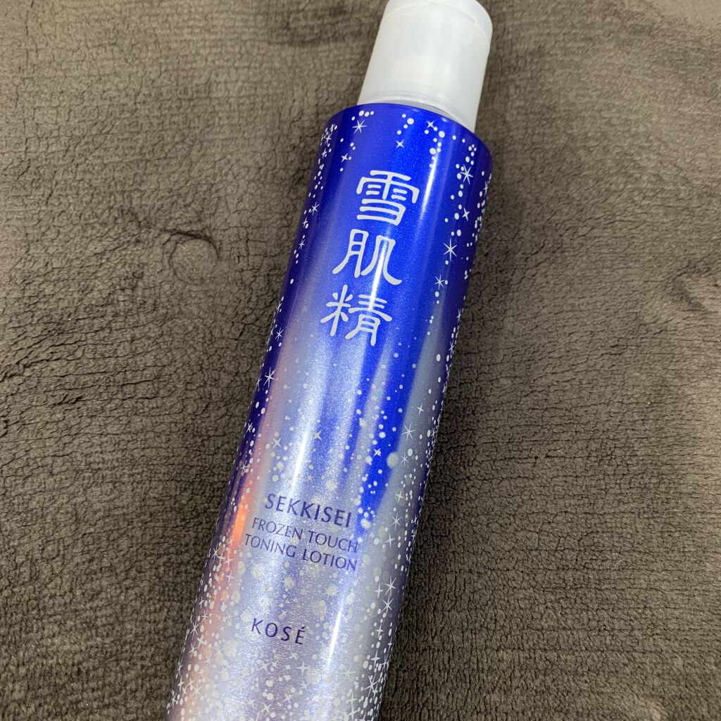 雪肌精 フローズン タッチ トーニング ローションのクチコミ「キンキンに冷えたしゅわしゅわが出てくる

肌にのせた瞬間からしゅわしゅわがパチパチと弾ける

.....」（1枚目）