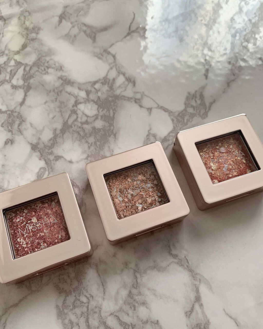 グリッタープリズム シャドウ/MISSHA/グリッターを使ったクチコミ(2枚目)