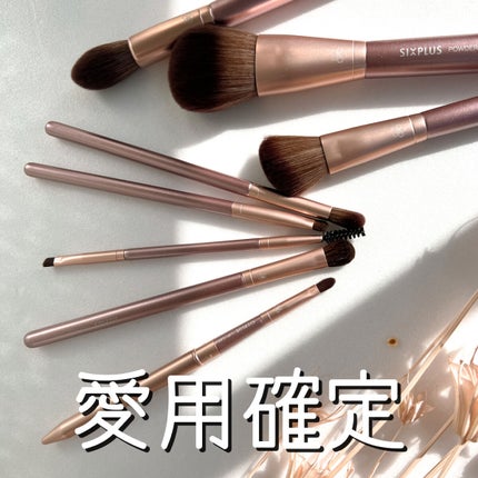 acco on LIPS 「SIXPLUSのSAKURAシリーズ8本メイクブラシセット◼︎..」(1枚目)