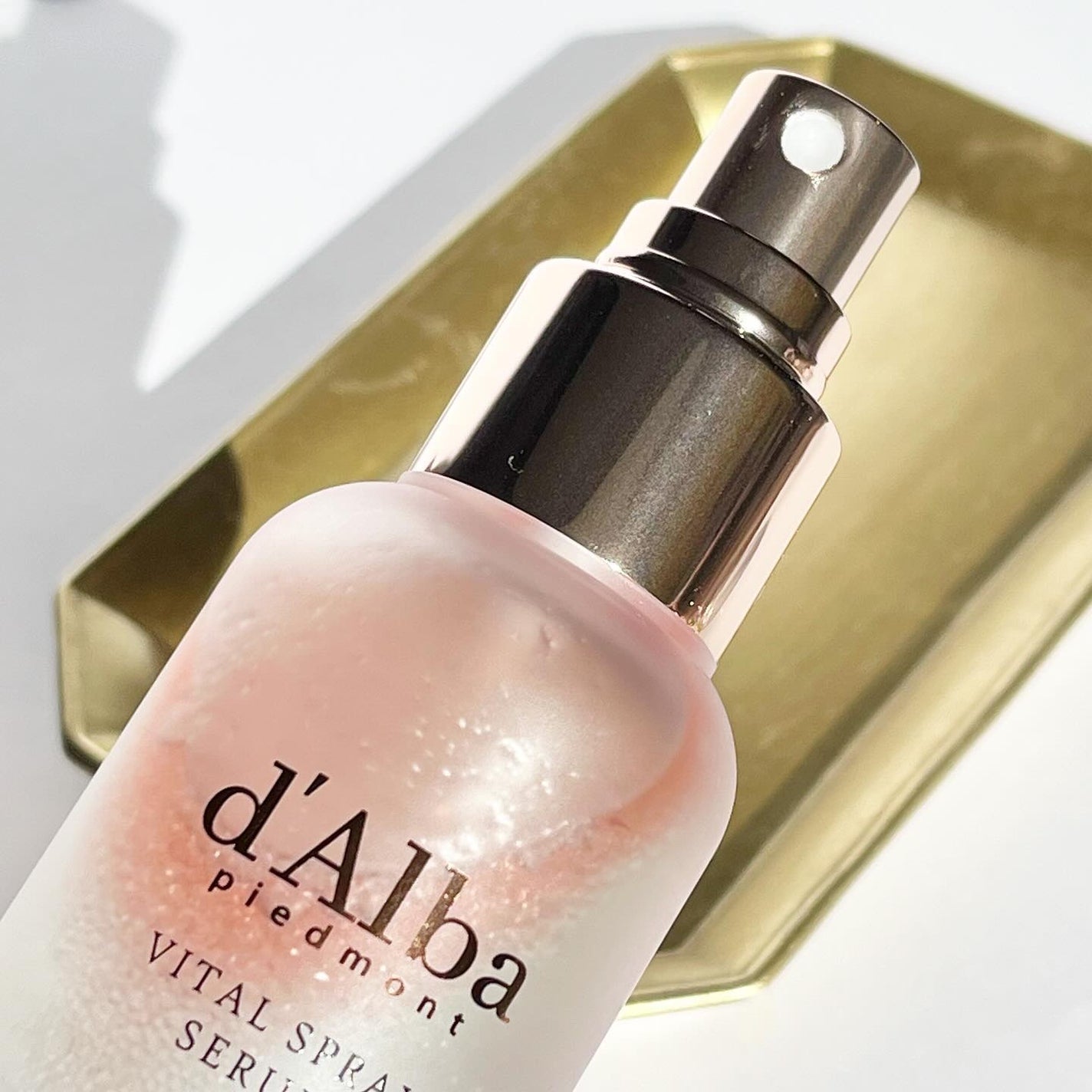 ダルバ ホワイトトリュフバイタルスプレーセラム/ダルバ/ミスト状化粧水を使ったクチコミ(2枚目)