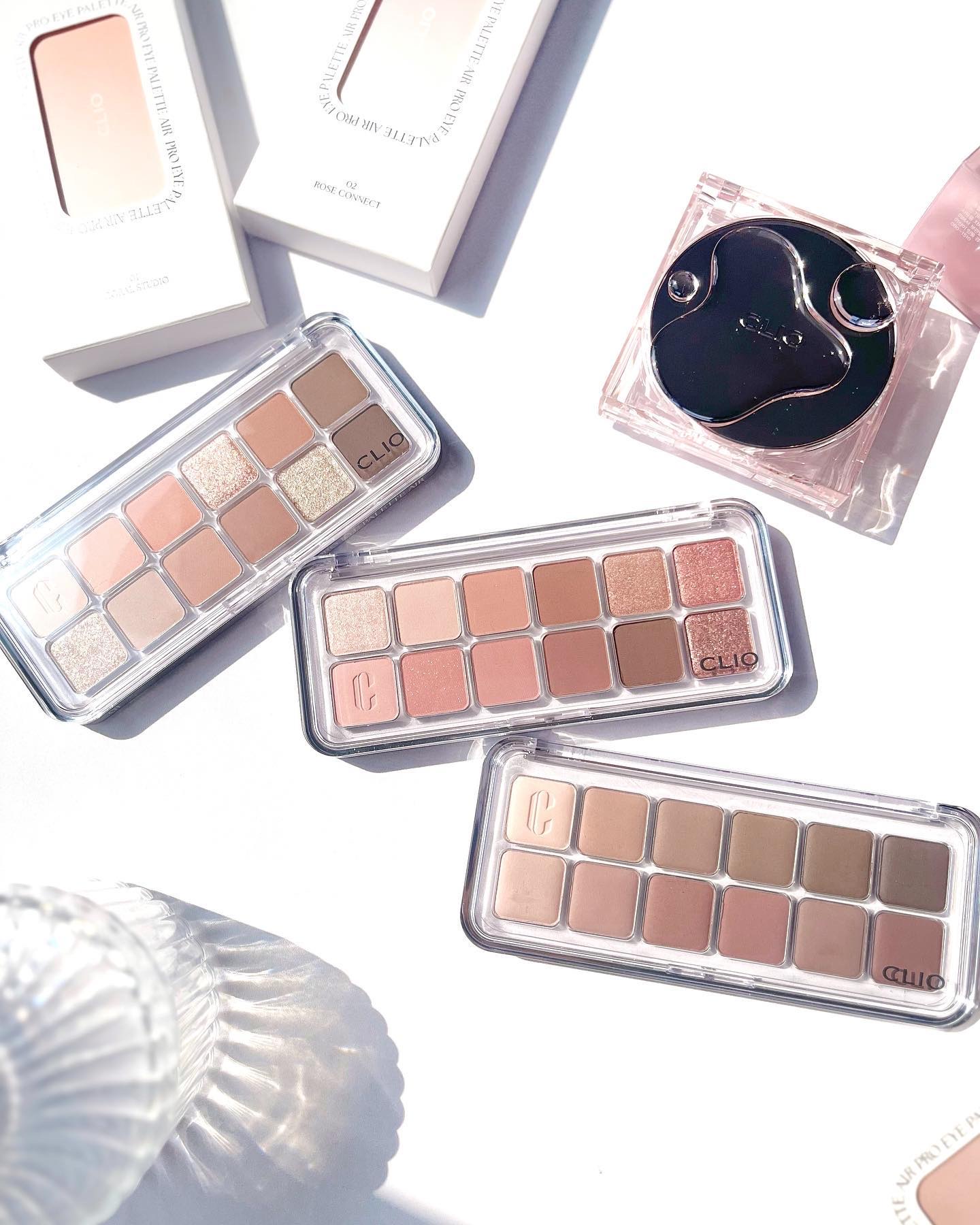 CLIO新作かわいすぎ💗
⁡
⁡
@cliocosmetics_jp 
@cliojapan
⁡
⁡
CLIOから可愛すぎる新作商品
クッションファンデとアイシャドウが
でました🥰❤️
⁡
❥・・・ ┈┈┈┈┈┈┈┈┈┈┈┈ ・・・❥
