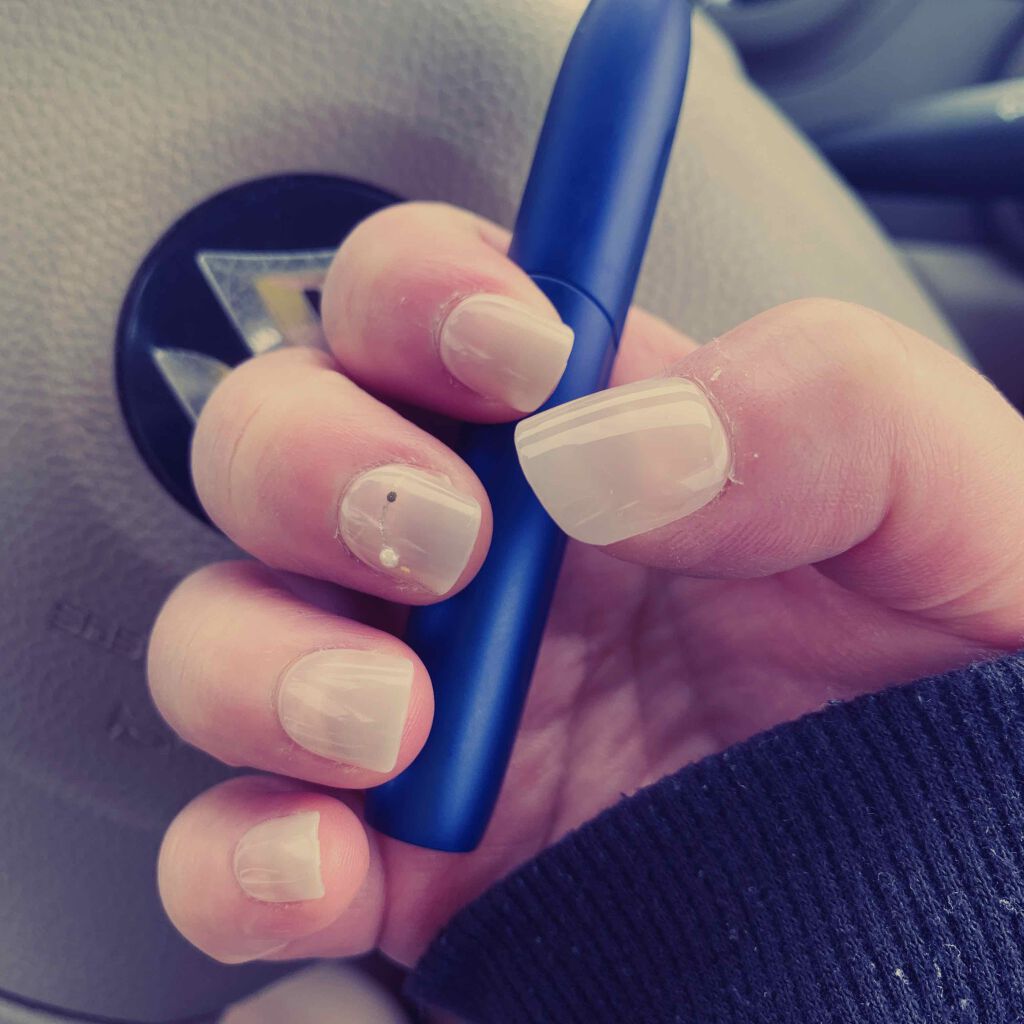 たんれい@脱爪噛み on LIPS 「本日入籍してきます!ネイルも完璧!ダッシングディバありがとう!..」(2枚目)