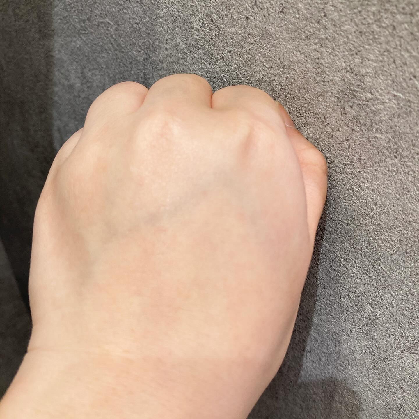 ニベアUV ディープ プロテクト＆ケア トーンアップ エッセンス/ニベア/日焼け止めローションを使ったクチコミ（3枚目）