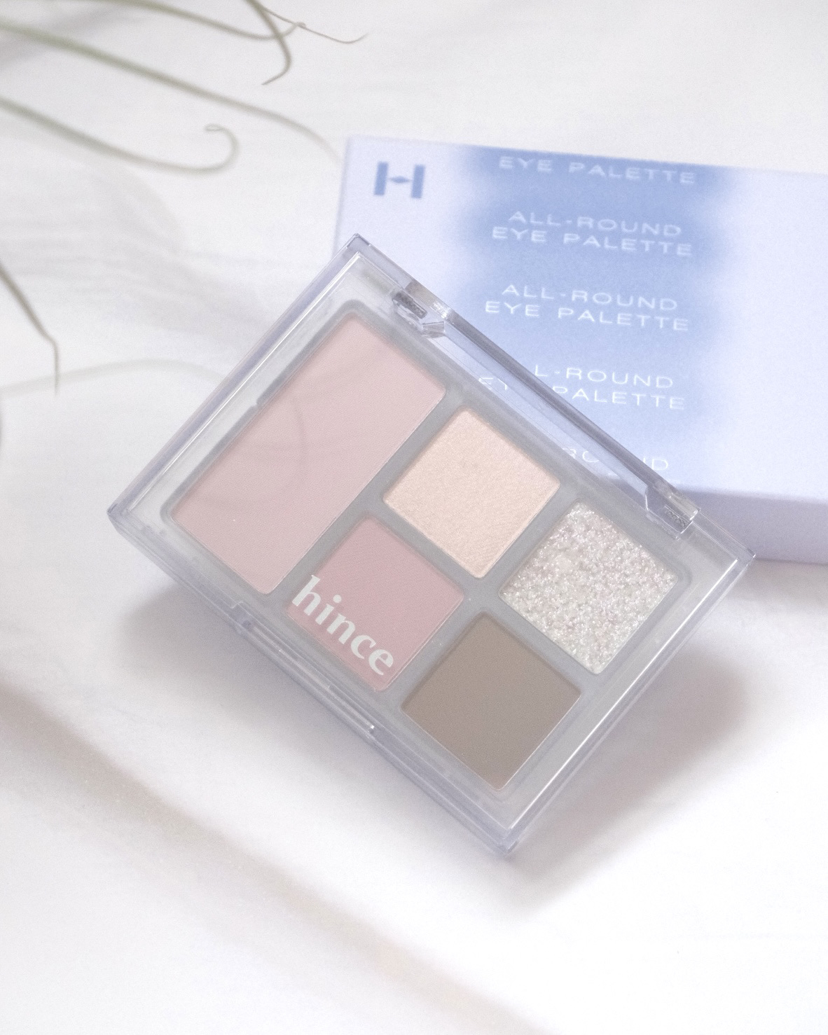オールラウンドアイパレット 04 ヘザーブルー/hince/マルチパレットを使ったクチコミ（1枚目）