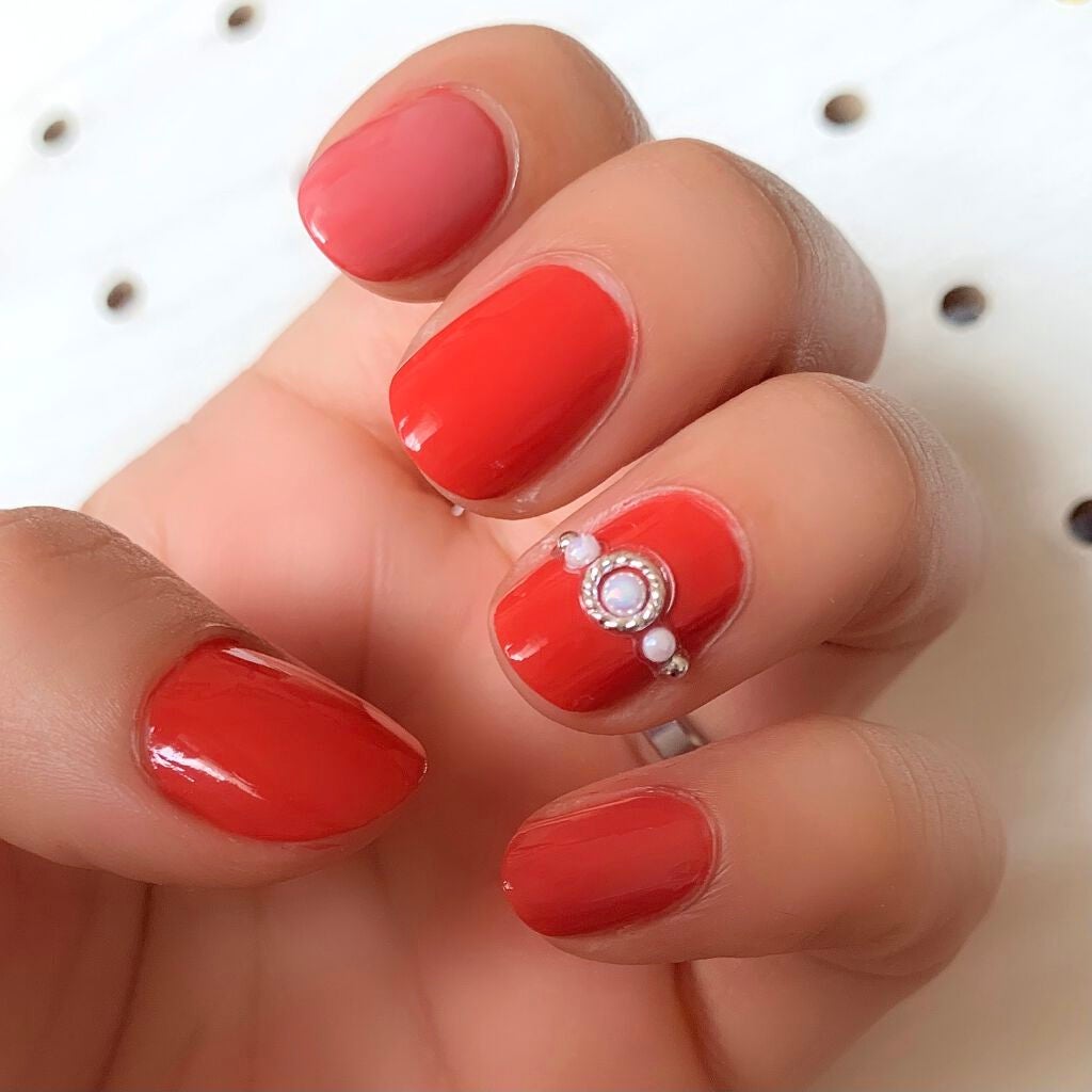 カラフルネイルズ/キャンメイク/マニキュアを使ったクチコミ(3枚目)