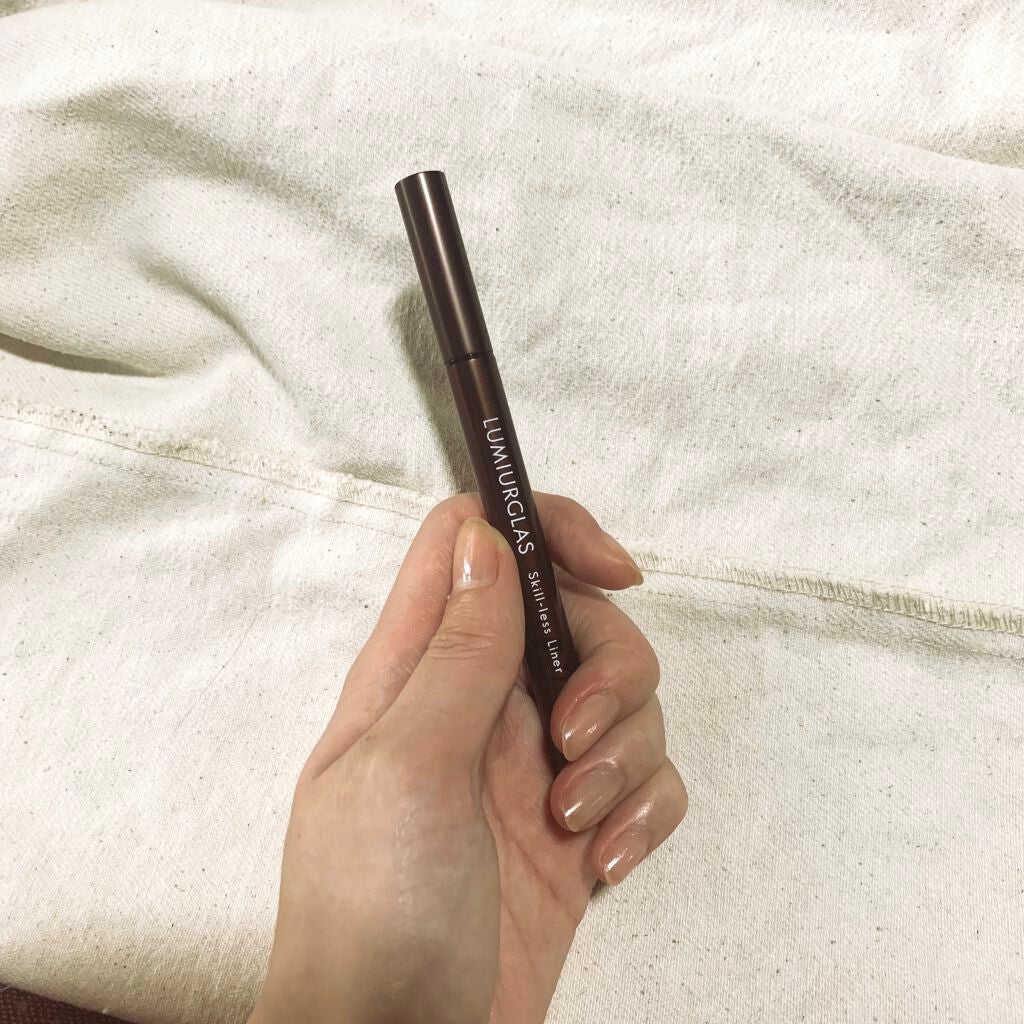 スキルレスライナー/LUMIURGLAS/リキッドアイライナーを使ったクチコミ(3枚目)