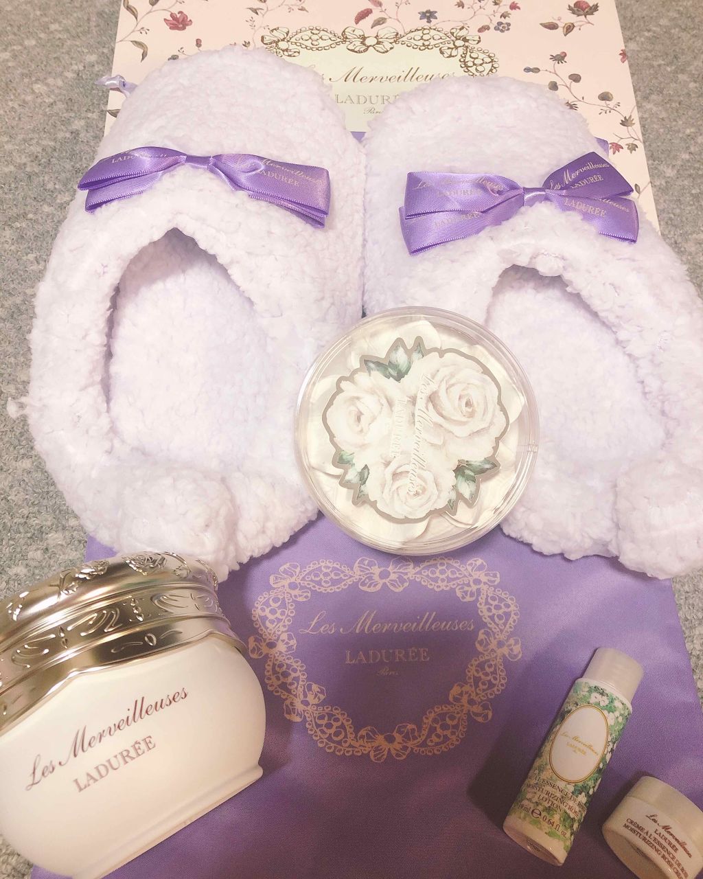 フェイスパウダー ローズ ラデュレ/レ・メルヴェイユーズ ラデュレ/プレストパウダーを使ったクチコミ（1枚目）