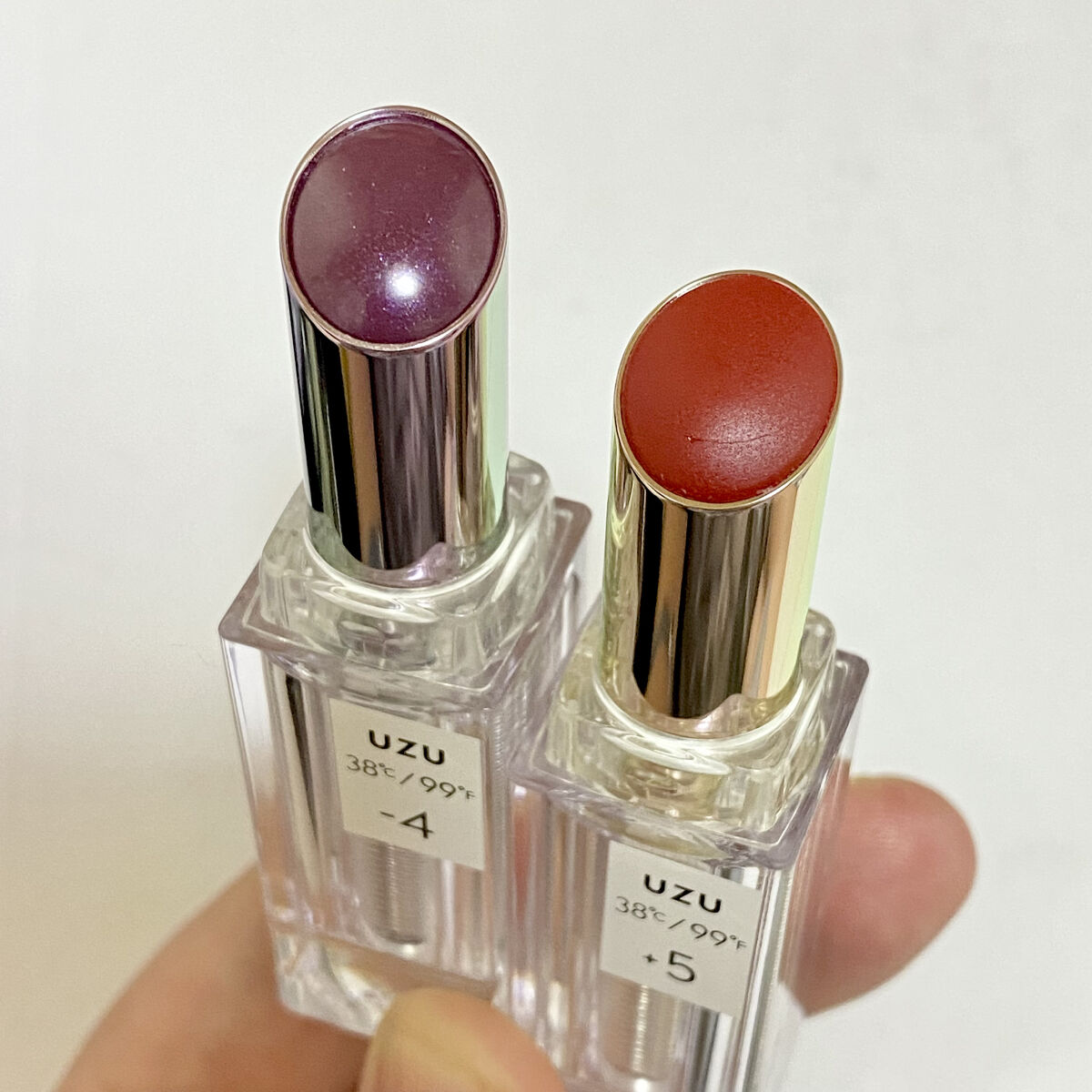 38℃/99℉ LIPSTICK  ＜YOU＞ ±0　CLEAR-HOLOGRAM/UZU BY FLOWFUSHI/口紅を使ったクチコミ（2枚目）