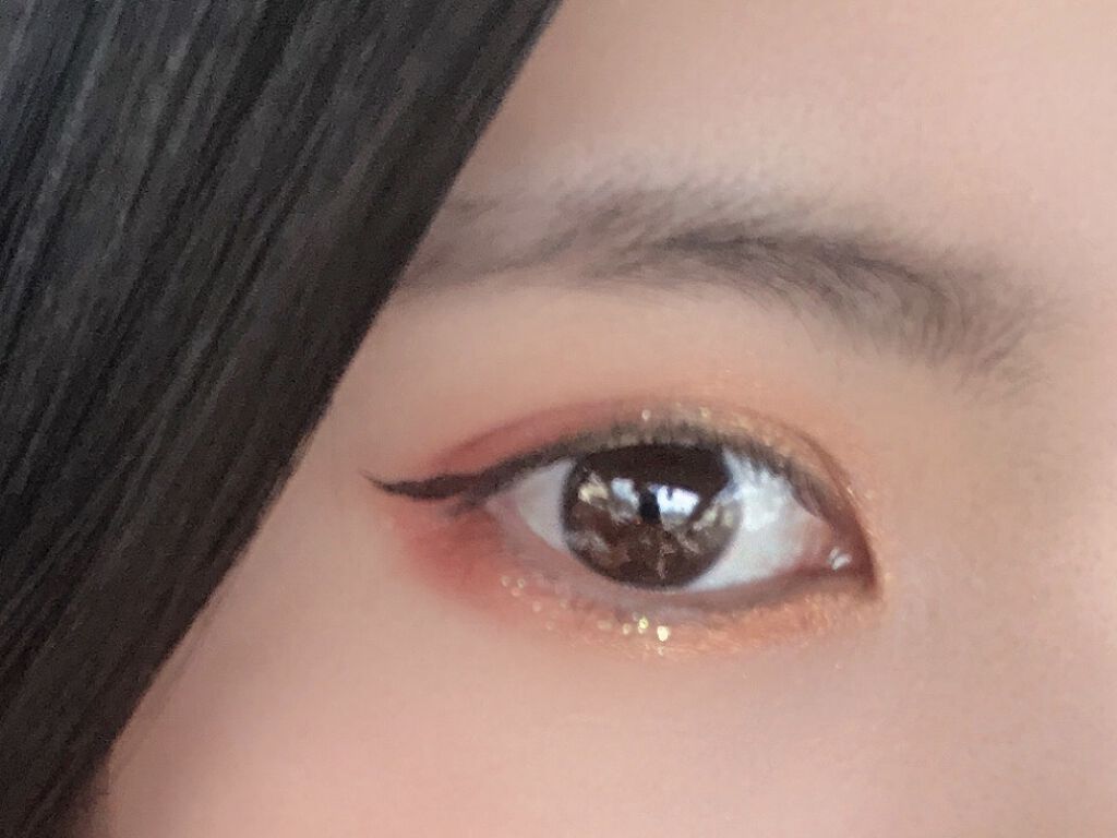 トゥインクル グリッター/innisfree/リキッドアイライナーを使ったクチコミ（2枚目）