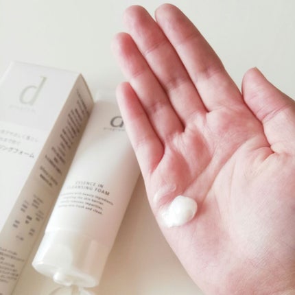 エッセンスイン クレンジングフォーム/d プログラム/洗顔フォームを使ったクチコミ(3枚目)