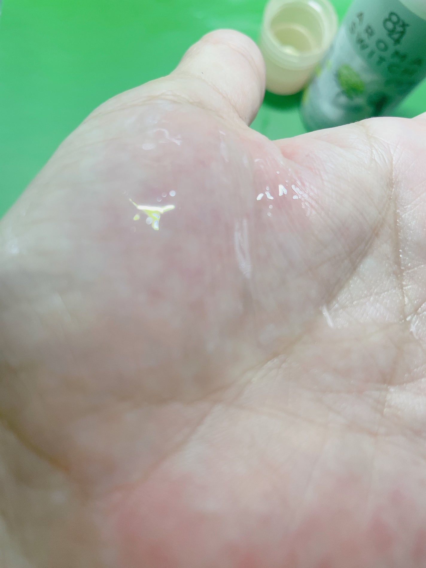 8x4 アロマスイッチ ロールオン プロヴァンステラスの香り/8x4/デオドラント・制汗剤を使ったクチコミ(5枚目)