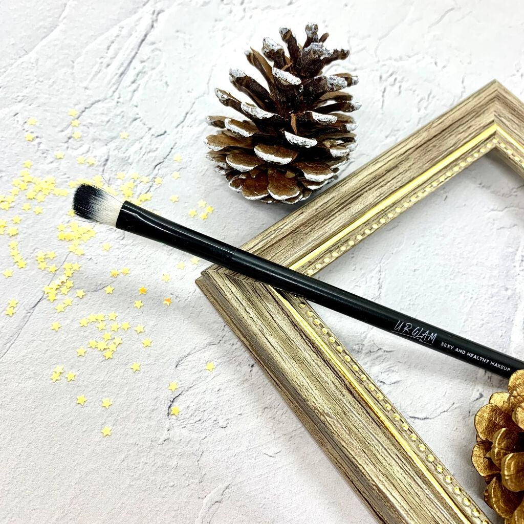 UR GLAM EYESHADOW BRUSH A/U R GLAM/メイクブラシを使ったクチコミ(1枚目)