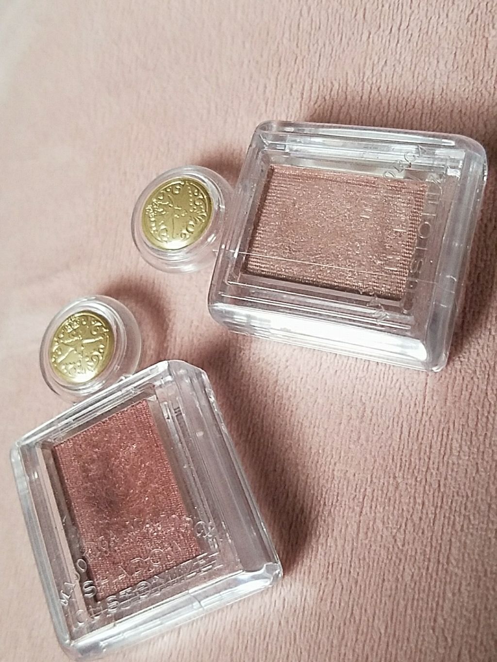 シャドーカスタマイズ/MAJOLICA MAJORCA/単色アイシャドウを使ったクチコミ（2枚目）