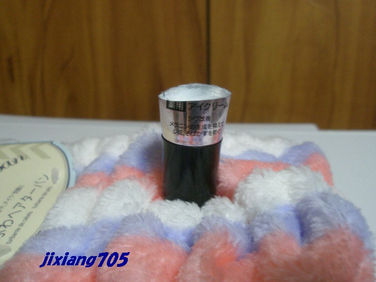 日本製エイジングケアアイクリームDX/DAISO/フェイスクリームを使ったクチコミ(5枚目)