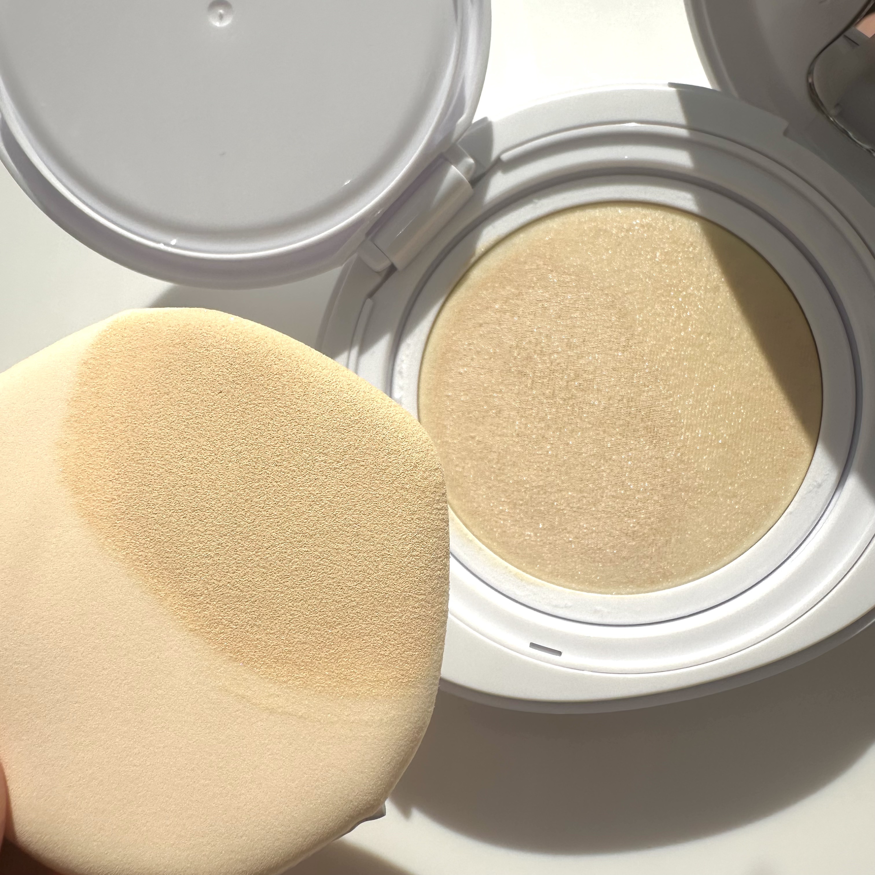 wakemake ウォーターグロウコーティングクッションのクチコミ「＼これぞ水光肌✨／
⁡
⁡
#PR【WAKEMAKE】
WATER GLOW COATING .....」（3枚目）