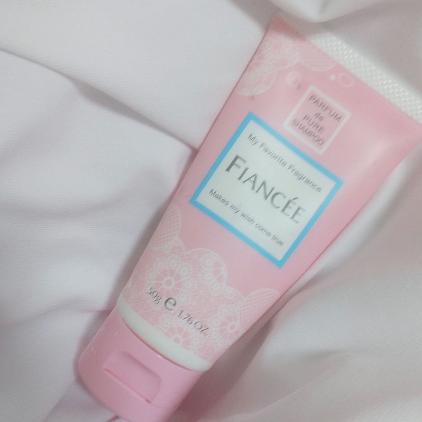 ハンドクリーム ピュアシャンプーの香り/フィアンセ/ハンドクリームを使ったクチコミ(2枚目)