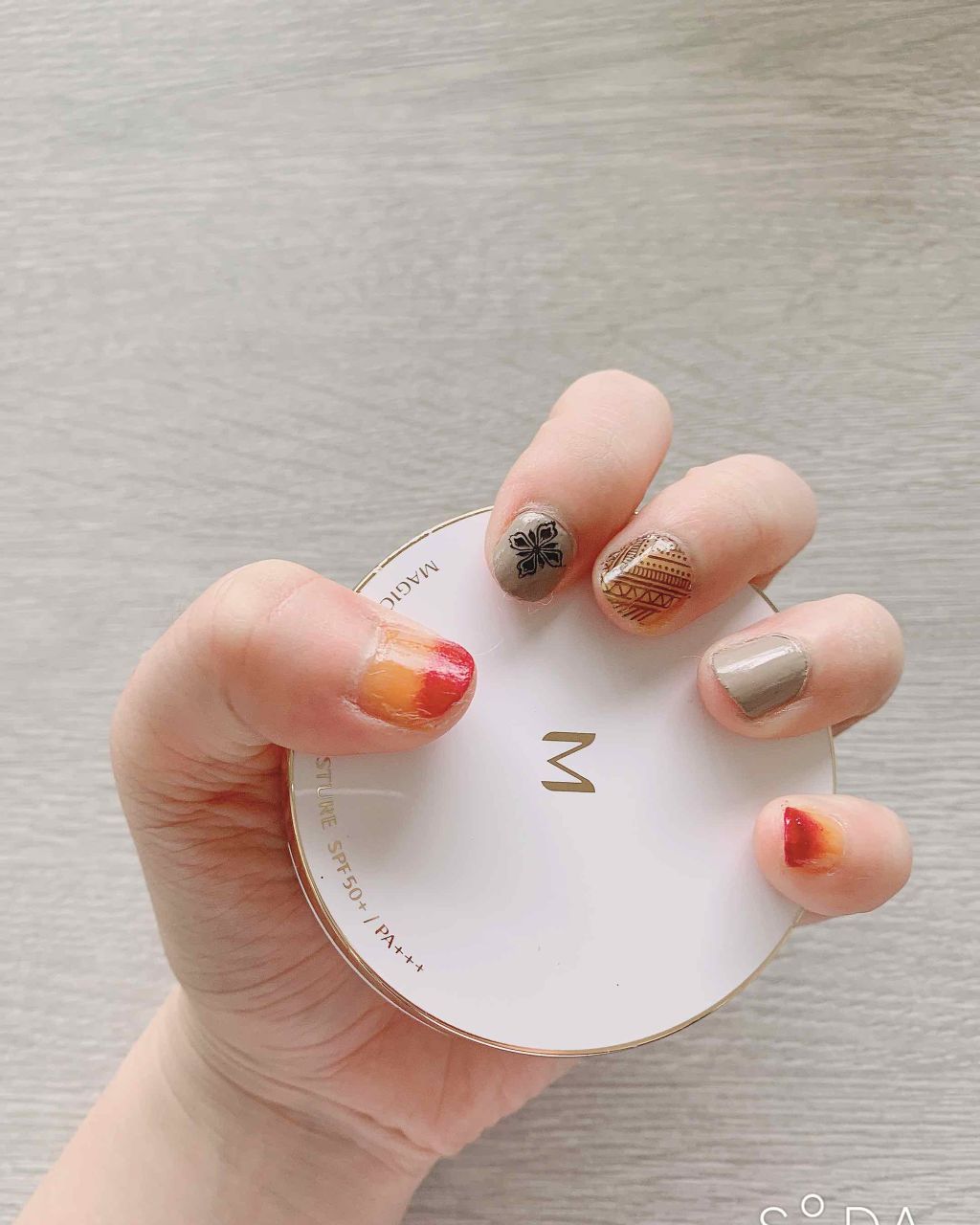 AT濃密グラマラスネイルエナメル/Art Collection/マニキュアを使ったクチコミ（2枚目）