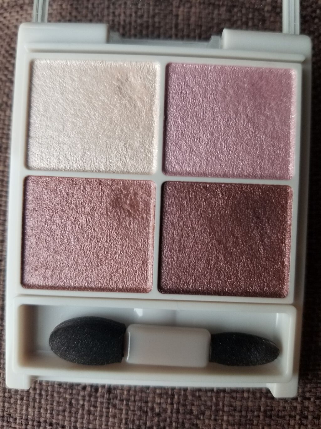 シルキースフレアイズ/キャンメイク/アイシャドウパレットを使ったクチコミ(2枚目)