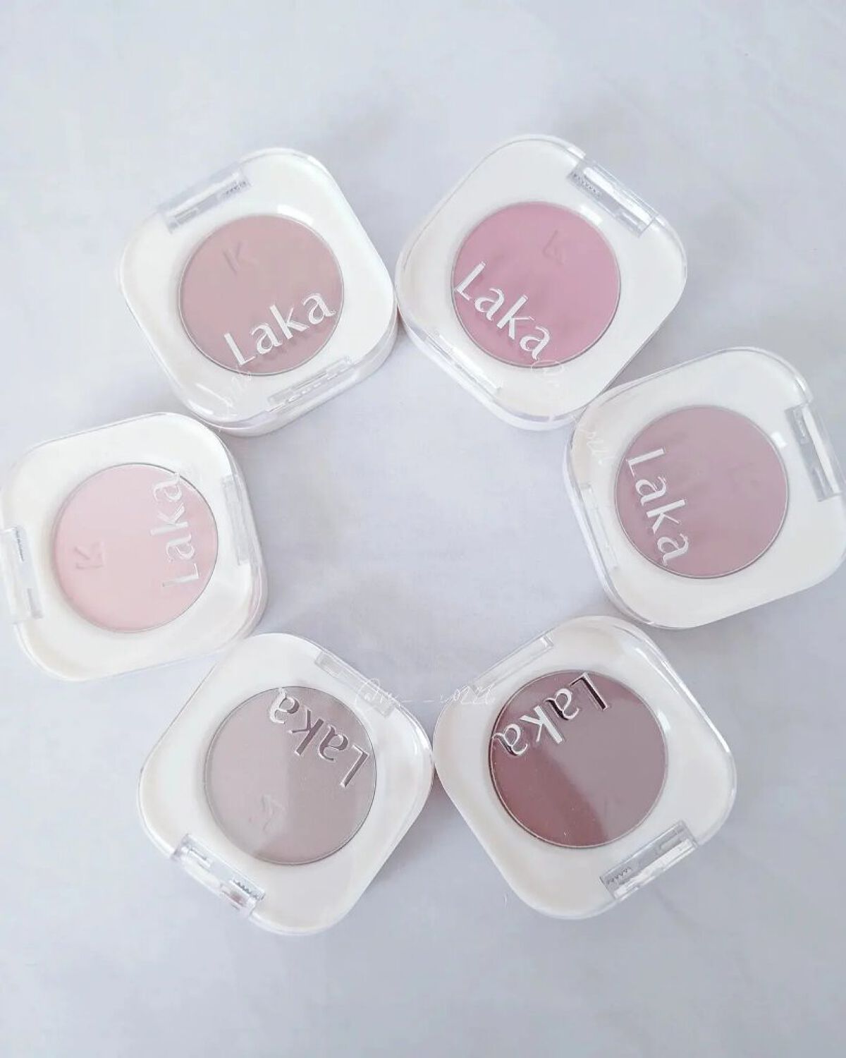 モノアイシャドウ/Laka/単色アイシャドウを使ったクチコミ（1枚目）