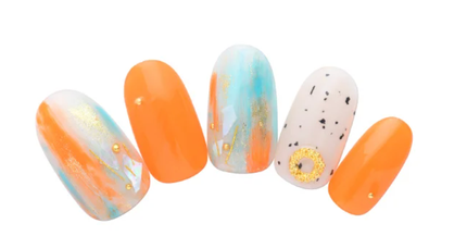 カラフルな色使いの塗りかけで夏に負けないスパイスをきかせて