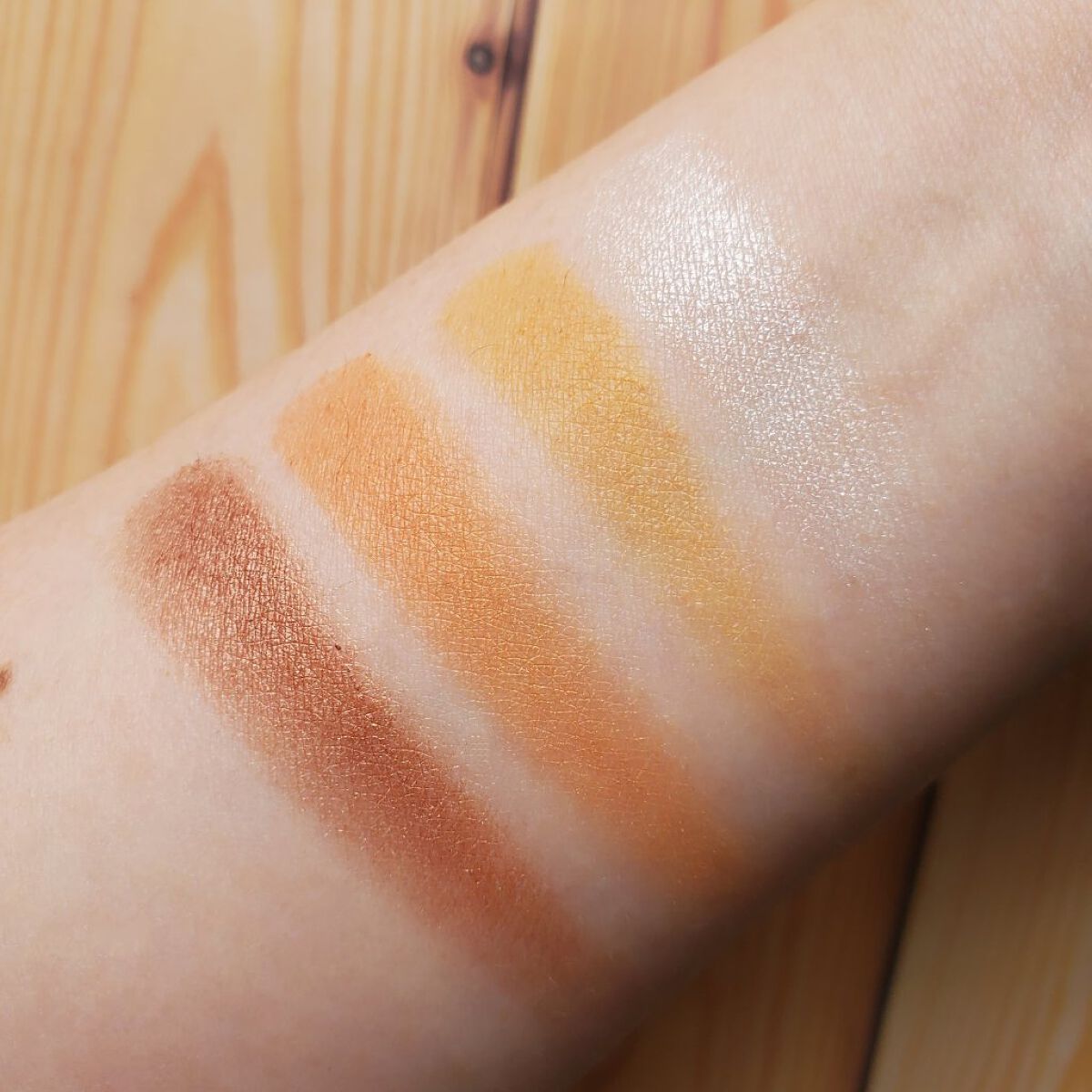 クーピー柄 アイカラーパレット/ステーショナリーコスメ/アイシャドウパレットを使ったクチコミ（3枚目）