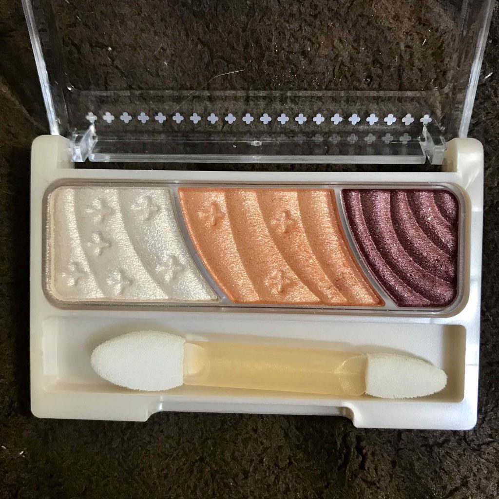 トーンアップアイシャドウ/CEZANNE/アイシャドウパレットを使ったクチコミ(2枚目)