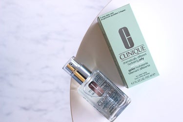 CLINIQUE ドラマティカリー ディファレント ハイドレーティング ジェリーのクチコミ「DFS沖縄で購入してきたクリニークのジェル乳液　「ドラマティカル　ディファレント　ハイドレーテ.....」（2枚目）