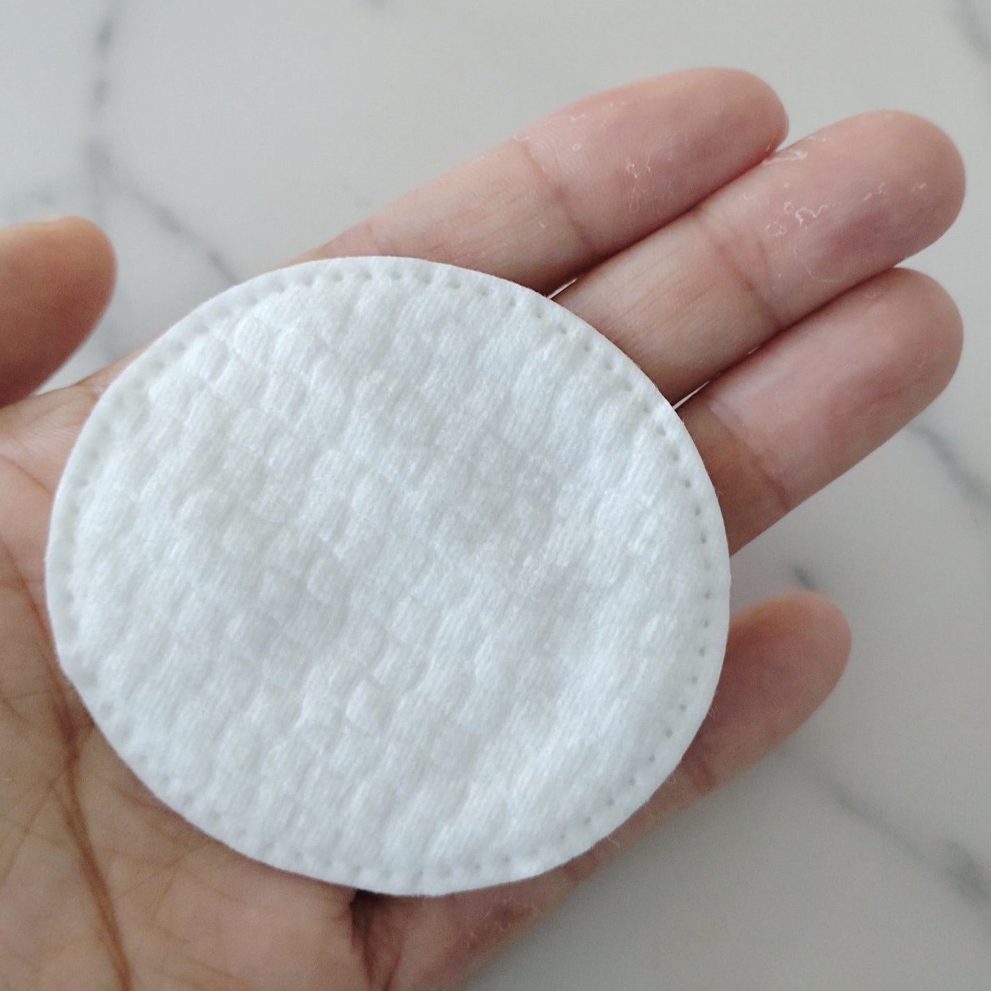 オーガニックコットンパッド ラウンド /THE BODY SHOP/コットンを使ったクチコミ(4枚目)