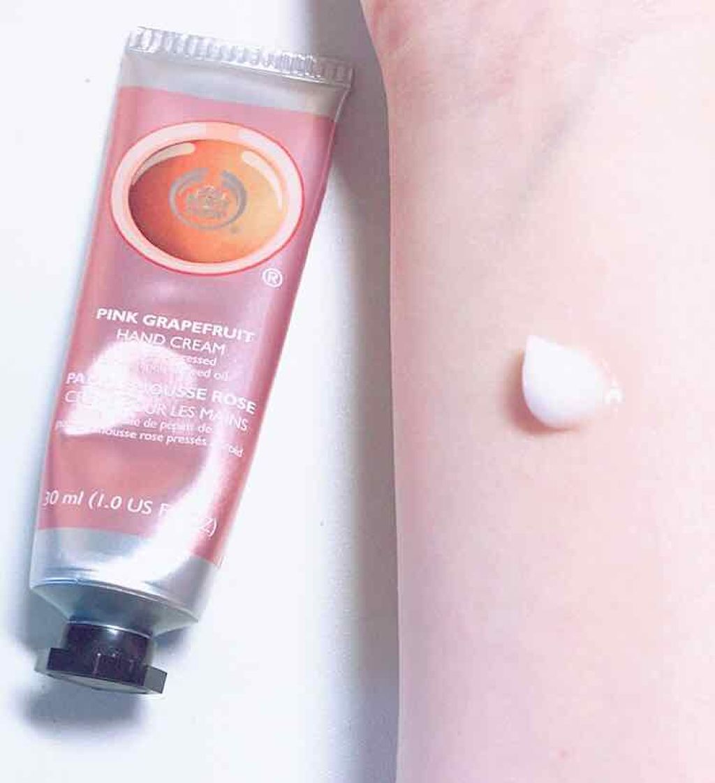 ハンドクリーム ピンクグレープフルーツ/THE BODY SHOP/ハンドクリームを使ったクチコミ（2枚目）