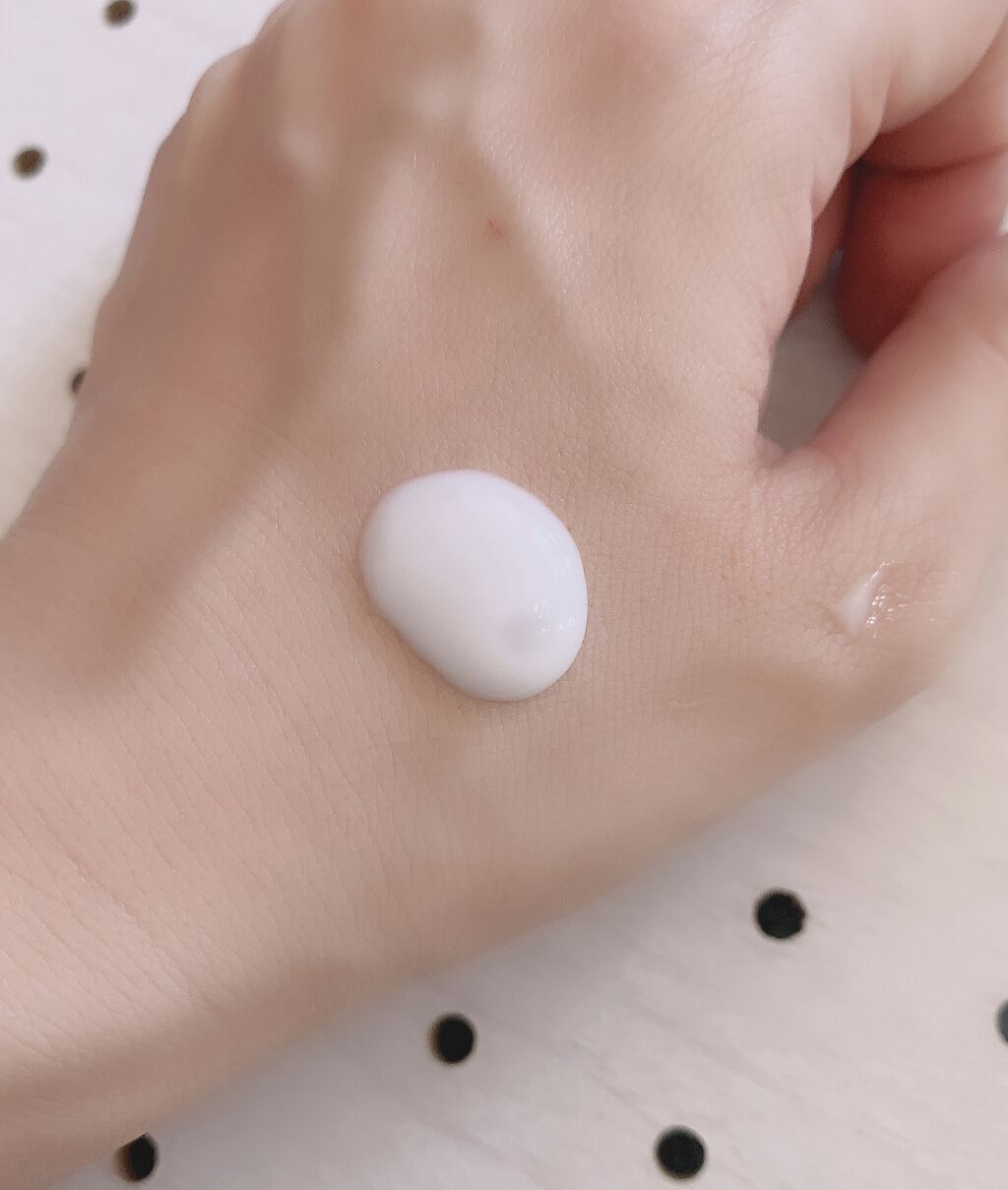 ハトムギ乳液inビタミンC誘導体/パエンナ/乳液を使ったクチコミ（3枚目）