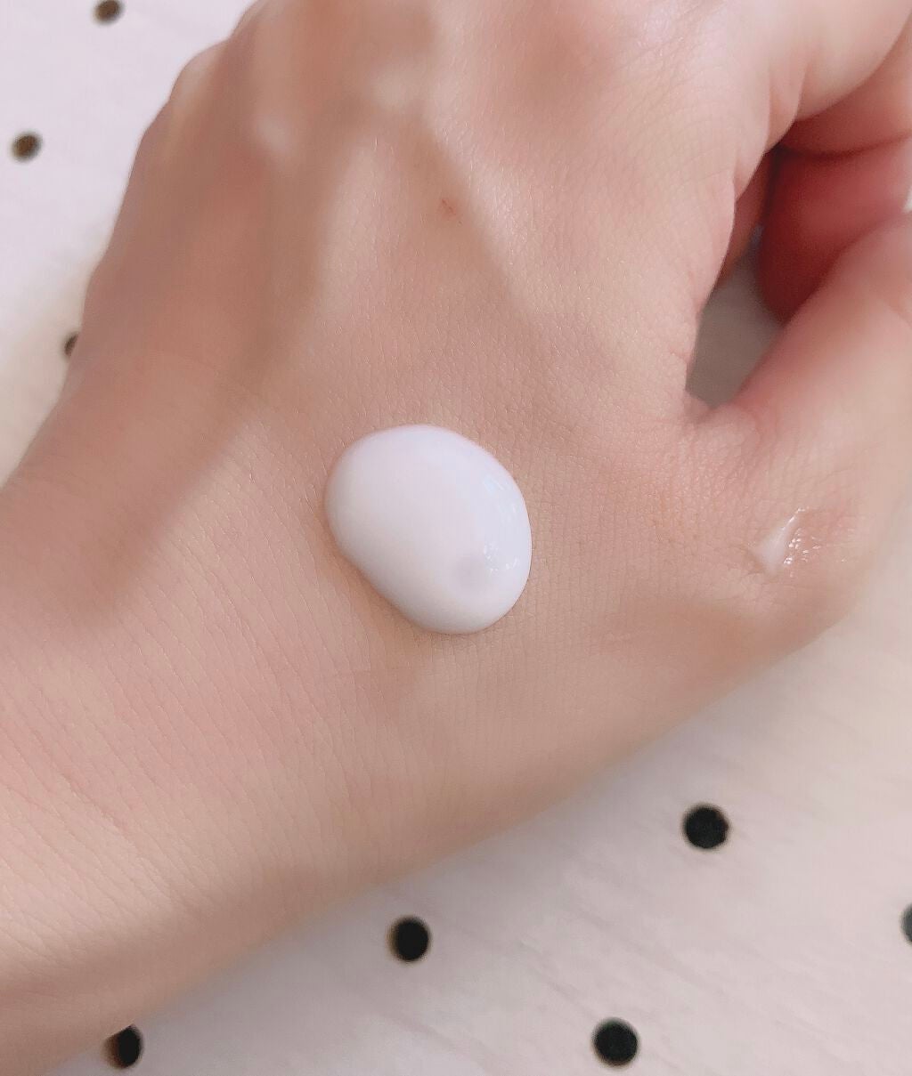 ハトムギ乳液inビタミンC誘導体/パエンナ/乳液を使ったクチコミ(3枚目)