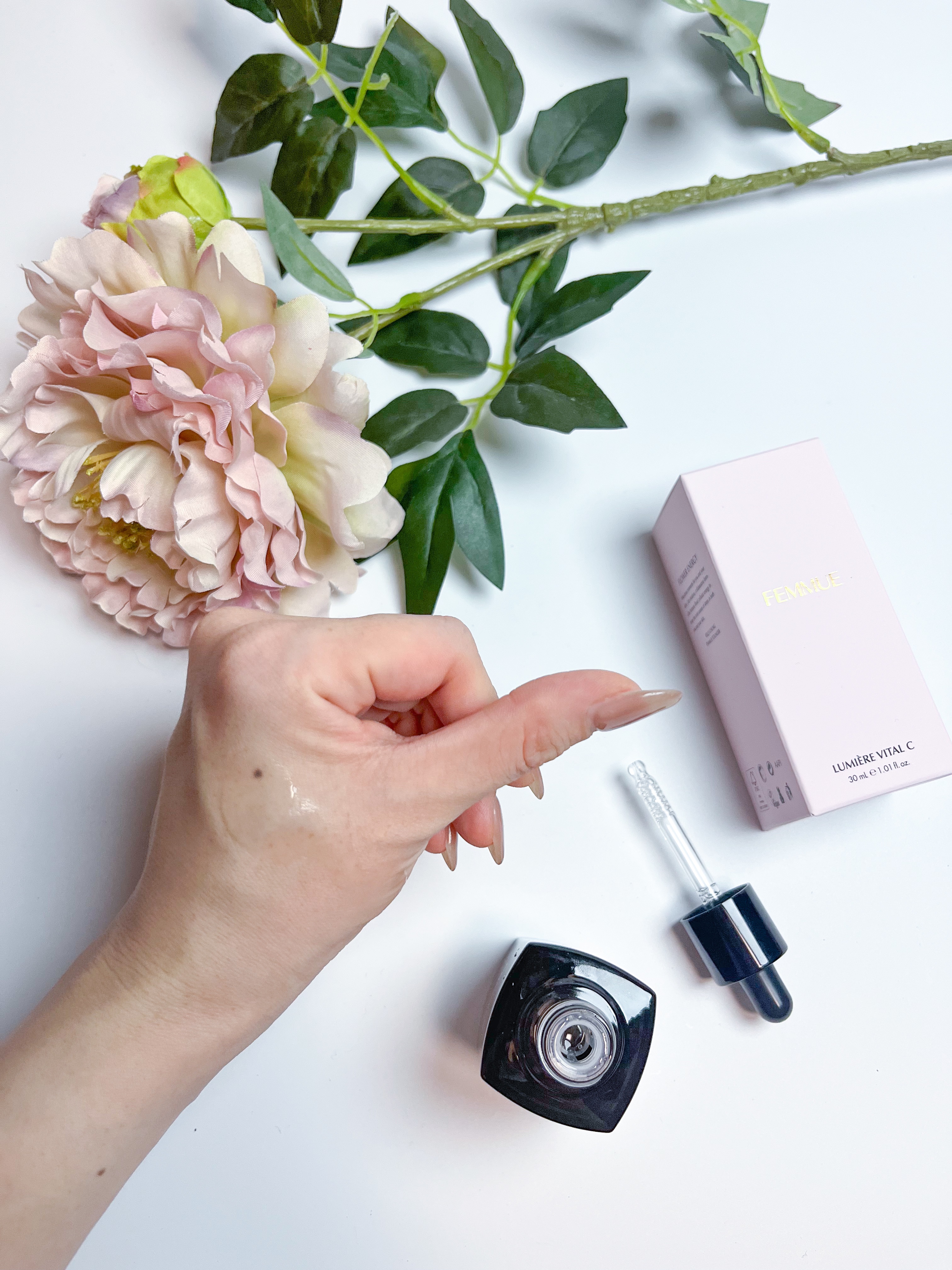 ルミエール ヴァイタルC/FEMMUE/ブースター・導入液を使ったクチコミ（3枚目）