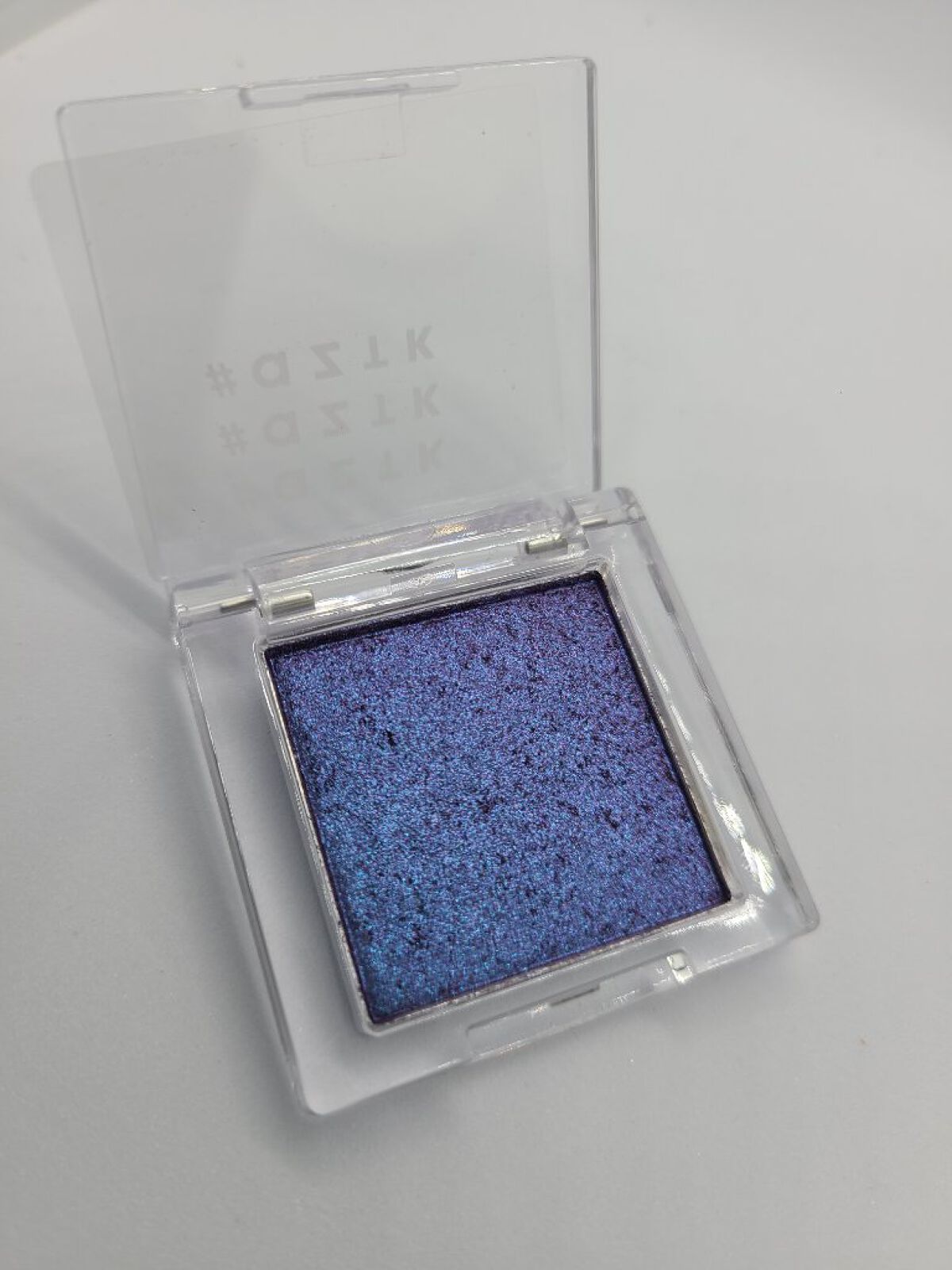 シングルアイシャドウ/aZTK/単色アイシャドウを使ったクチコミ（2枚目）