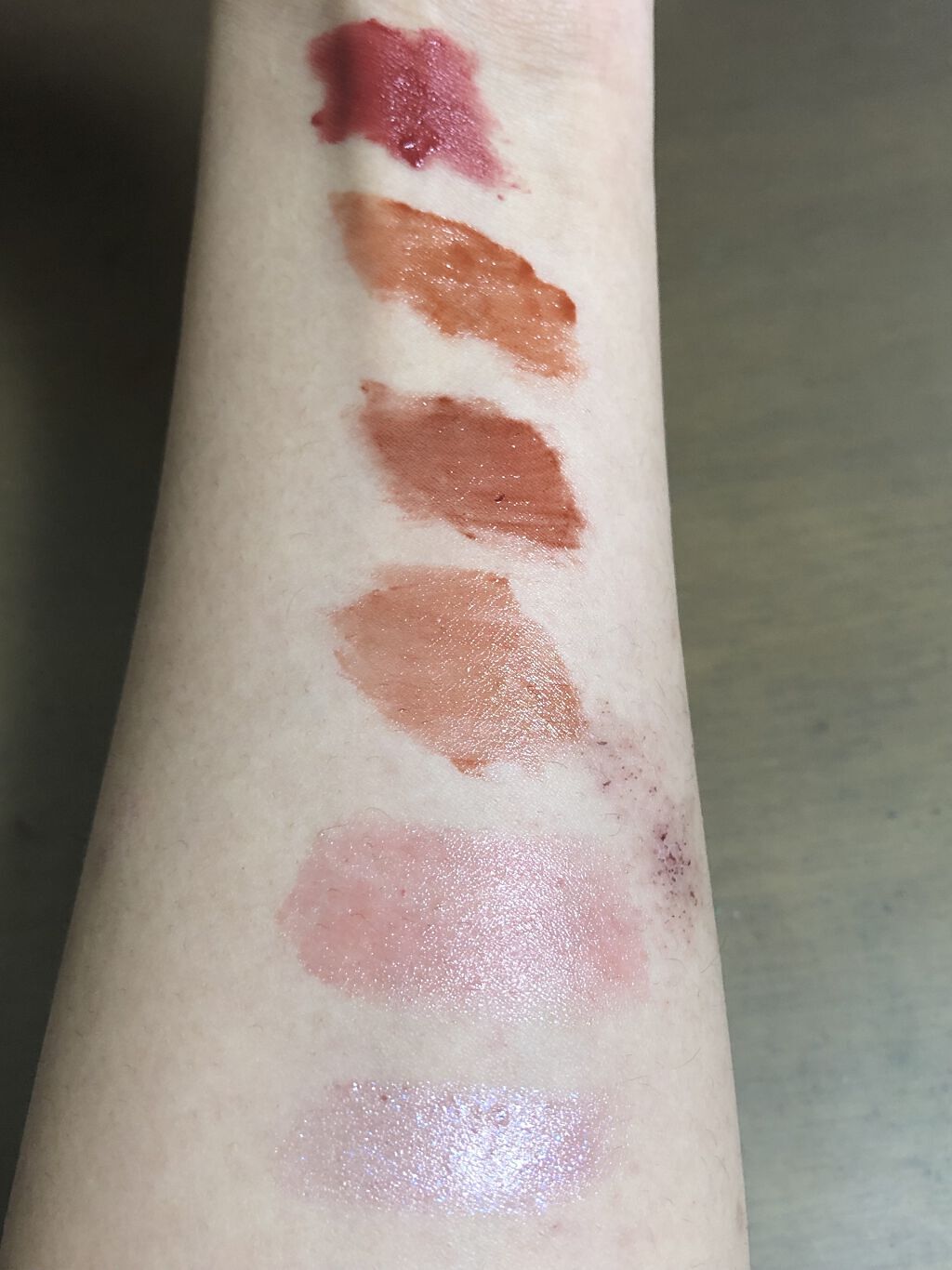 ジューシーラスティングティント/rom&nd/リップティントを使ったクチコミ（2枚目）