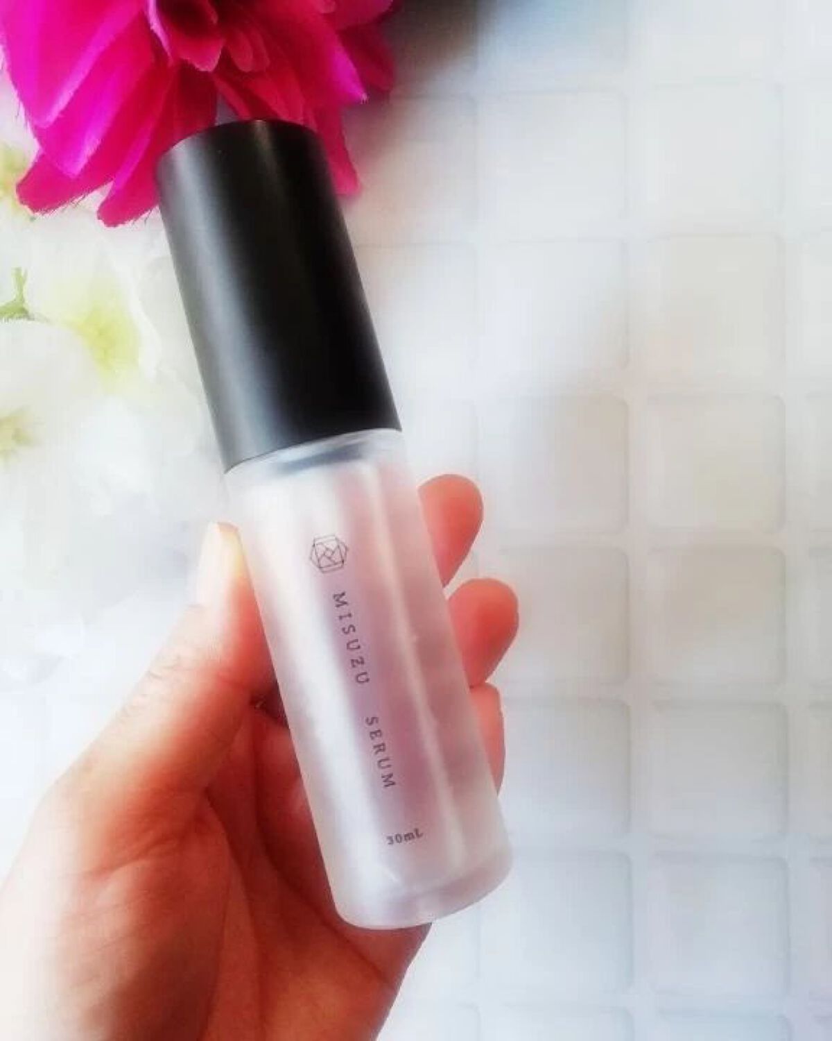 miho on LIPS 「土台にアプローチする美容液☆♡……………………♡MISUZUS..」(3枚目)