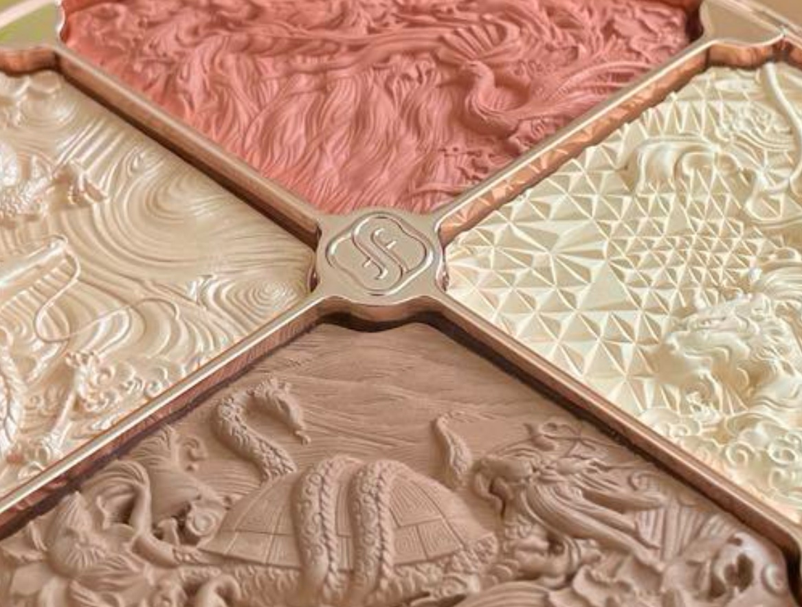 星宿彫刻 4色パレット/花西子/マルチパレットを使ったクチコミ（1枚目）