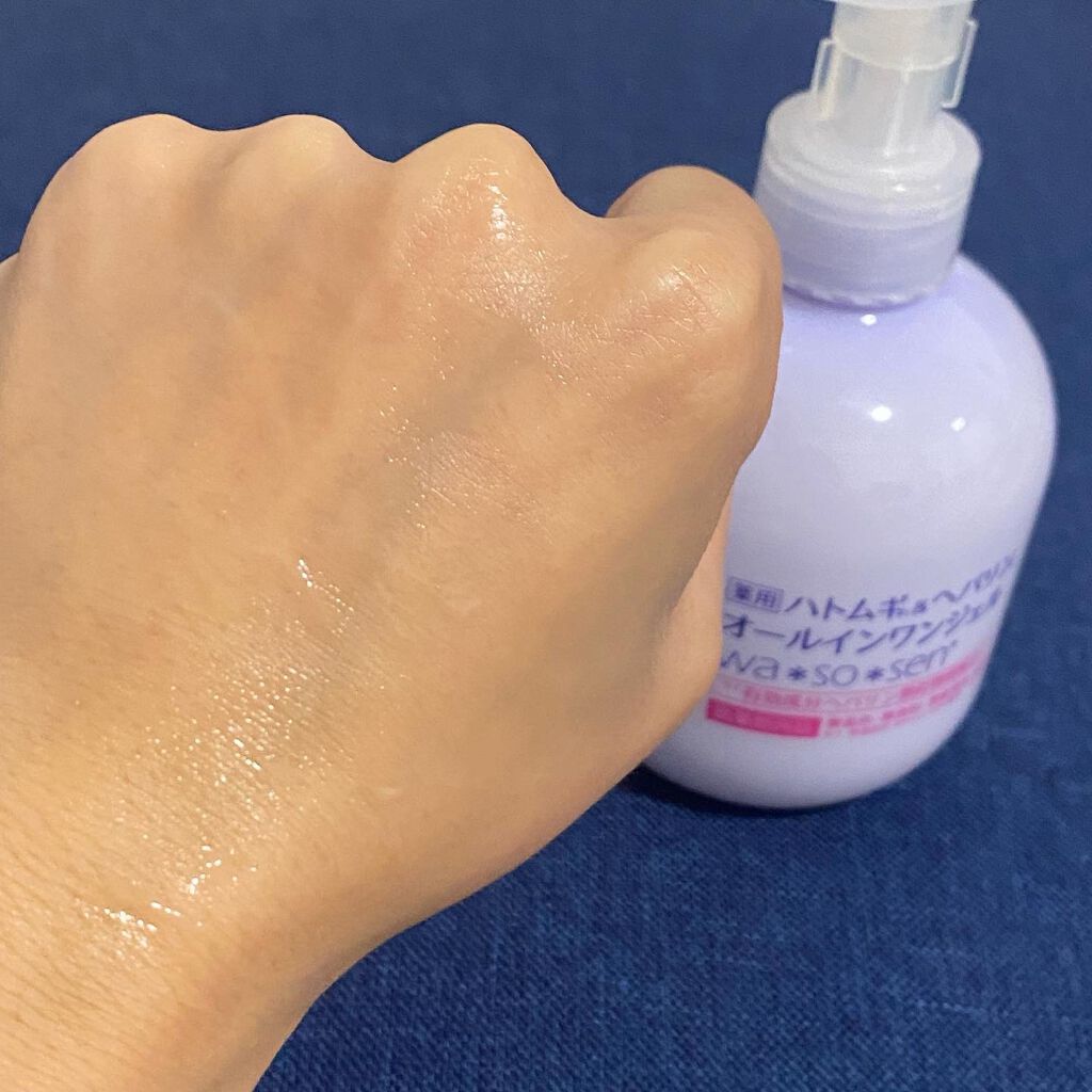 ハトムギ健康美人シリーズ ハトムギオールインワンジェルのクチコミ「薬用ハトムギ＆ヘパリンオールインワンジェル🌾

白いみずみずしいテスチャーのジェル(*˙˘˙*.....」（3枚目）