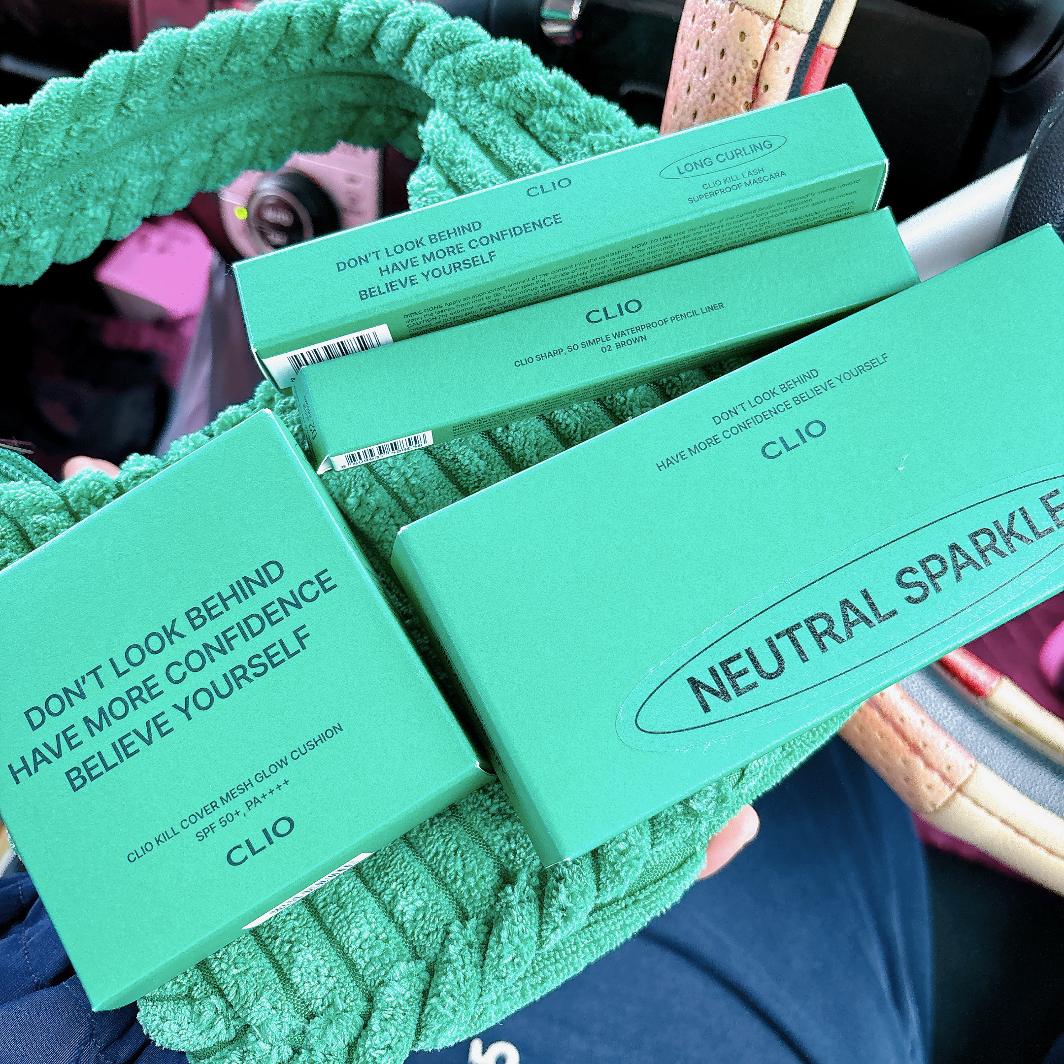 ソフトブラーリングアイパレット/wakemake/アイシャドウパレットを使ったクチコミ（3枚目）