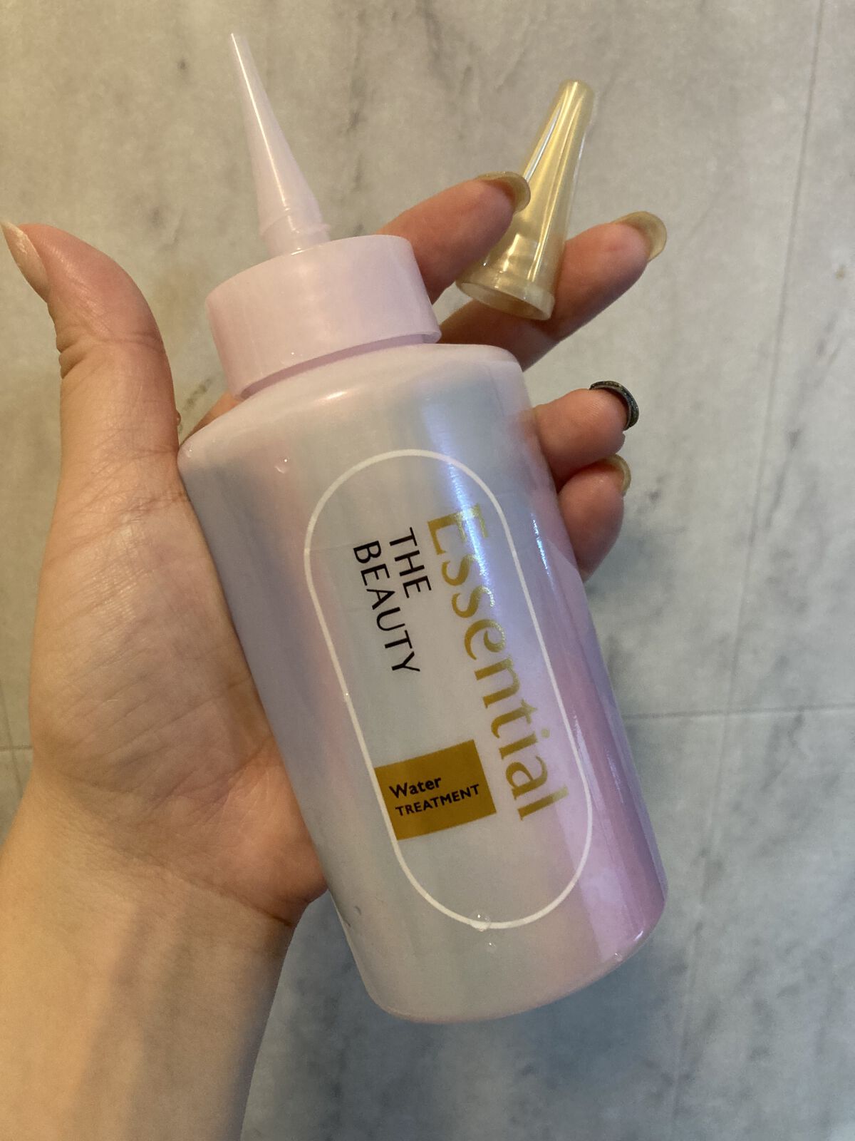 エッセンシャル プレミアム ウォータートリートメント EXスムース/エッセンシャル/アウトバストリートメントを使ったクチコミ（1枚目）