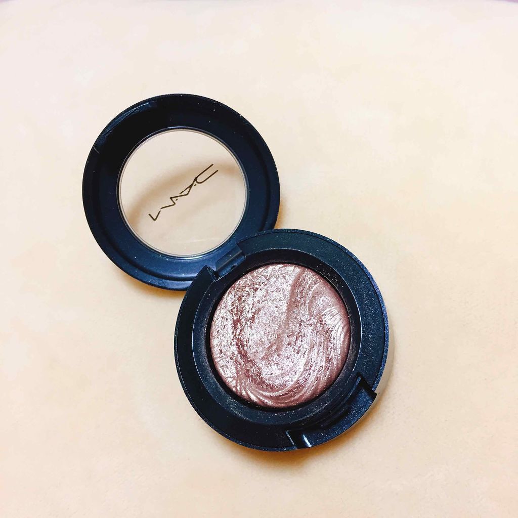 エクストラ ディメンション アイシャドウ スウィート ヒート/M・A・C/単色アイシャドウを使ったクチコミ（1枚目）