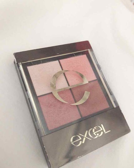 リアルクローズシャドウ/excel/アイシャドウパレットを使ったクチコミ(2枚目)