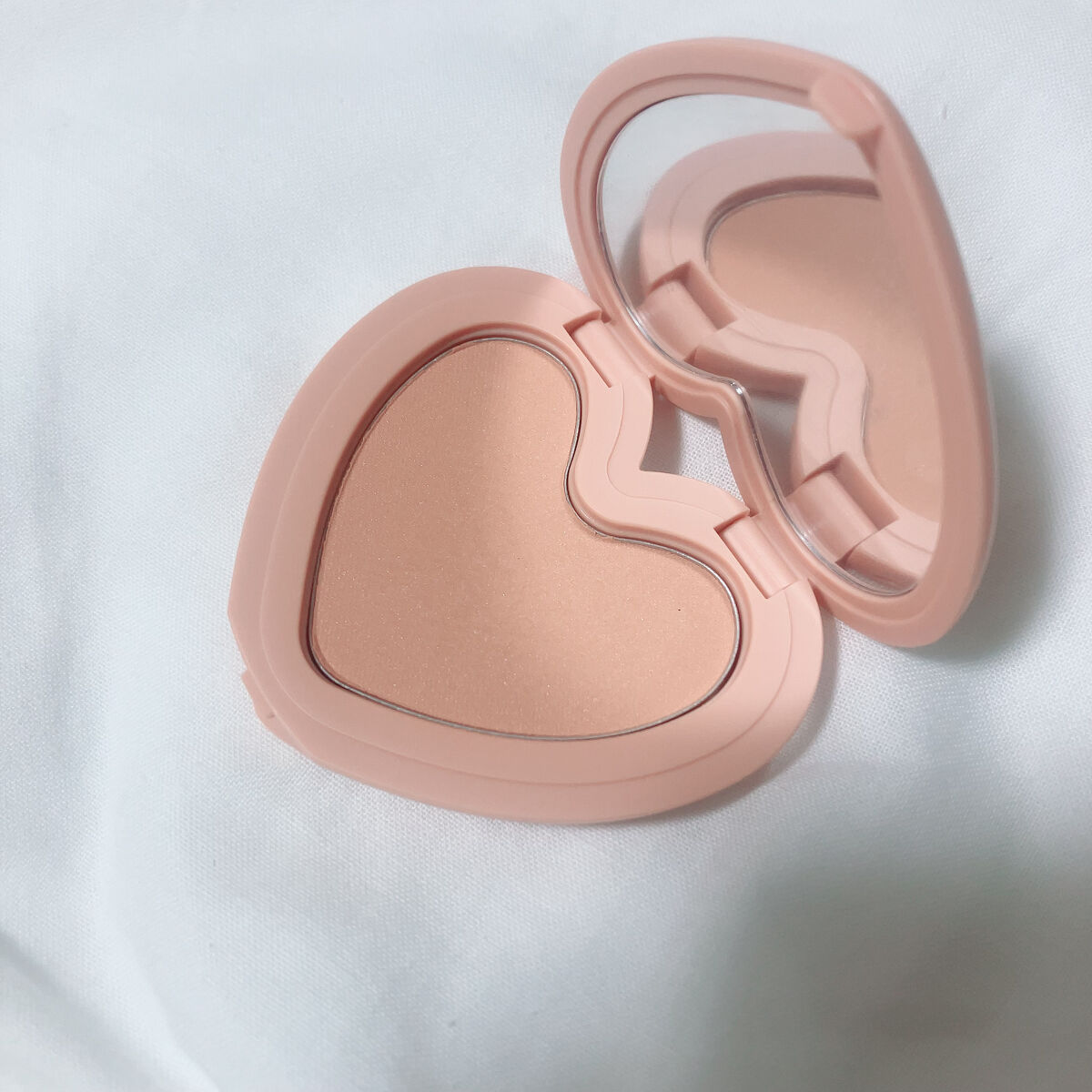 Luv Beam Cheek/lilybyred/パウダーチークを使ったクチコミ（3枚目）