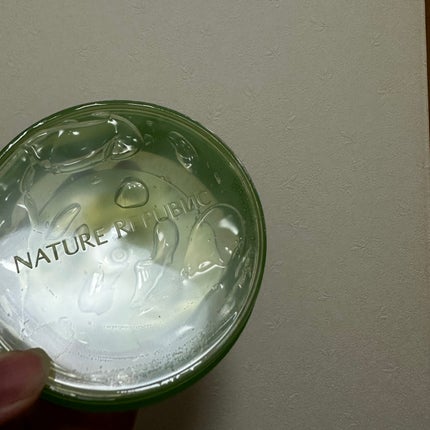 マイルド&モイスチャーアロエジェル/ネイチャーリパブリック/ボディローションを使ったクチコミ(2枚目)